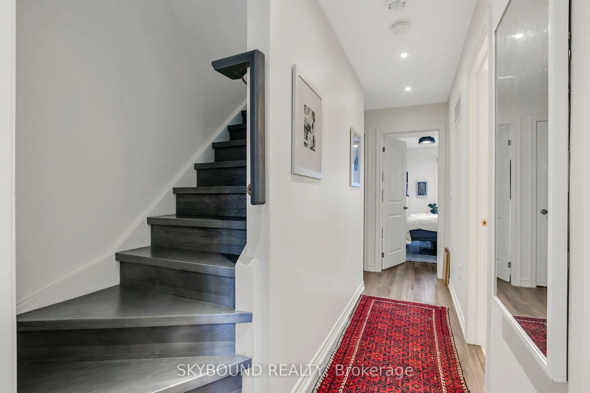 380 Hopewell Avenue #223
