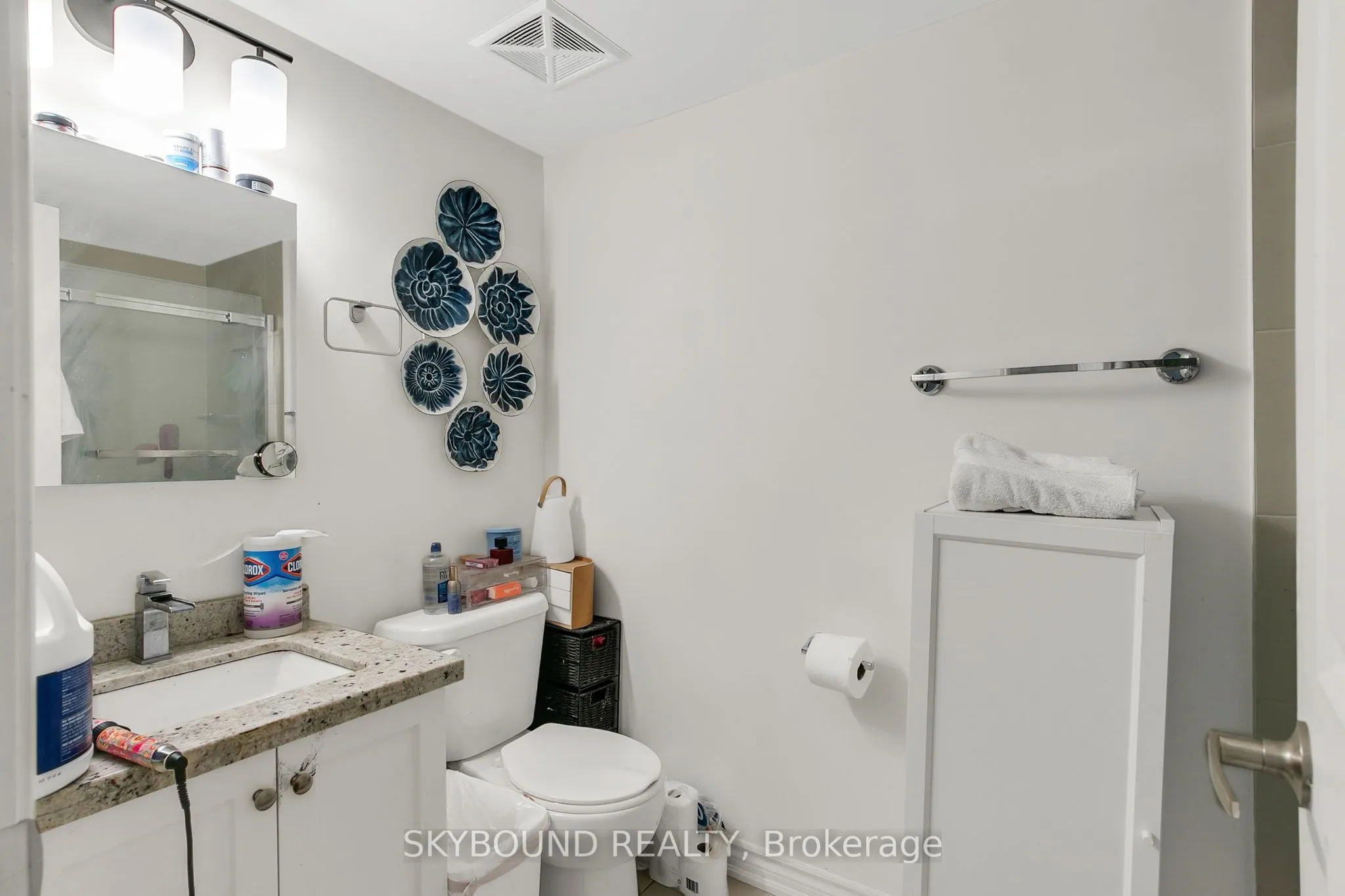 380 Hopewell Avenue #223