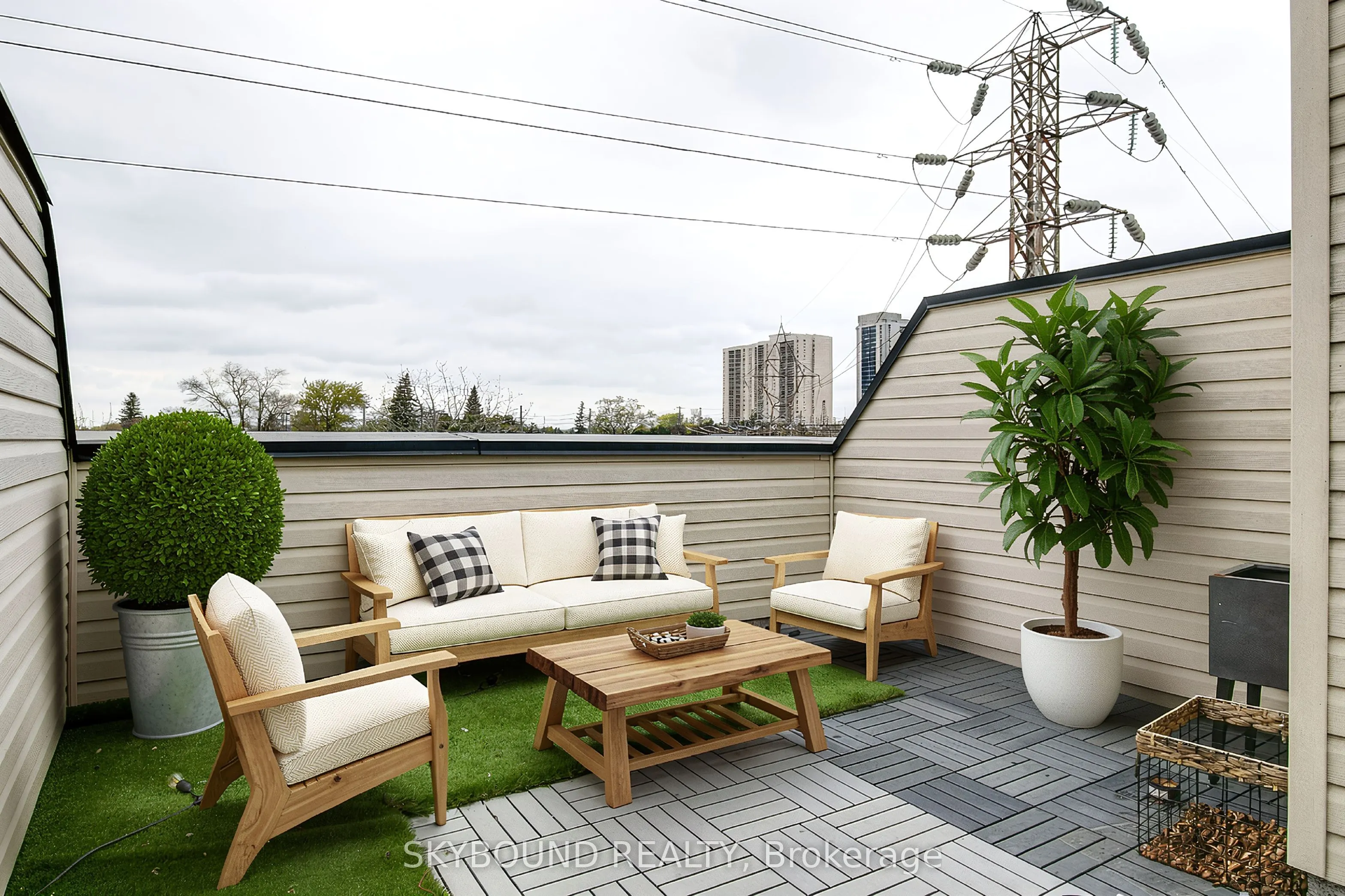 380 Hopewell Avenue #223