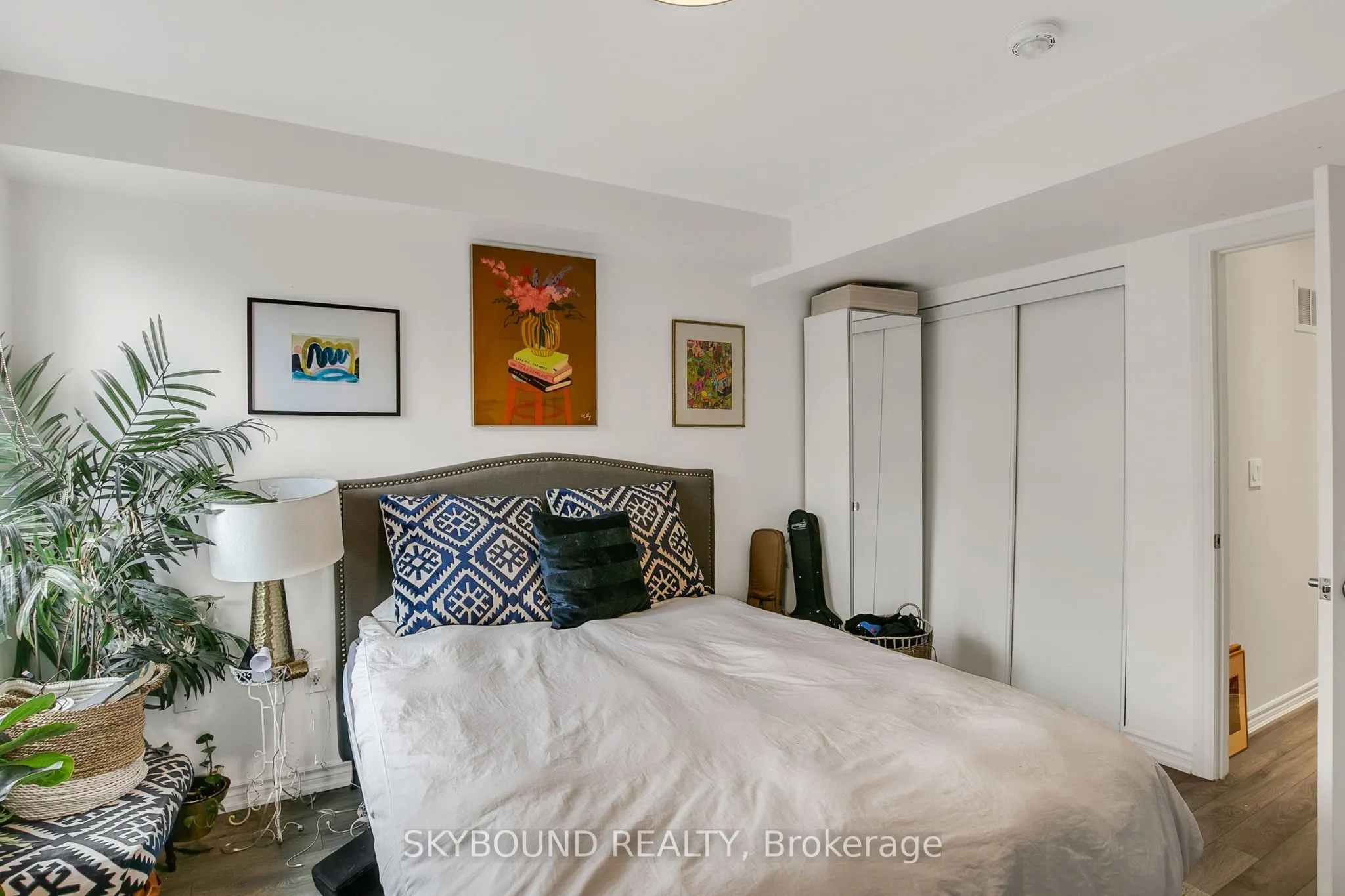 380 Hopewell Avenue #223