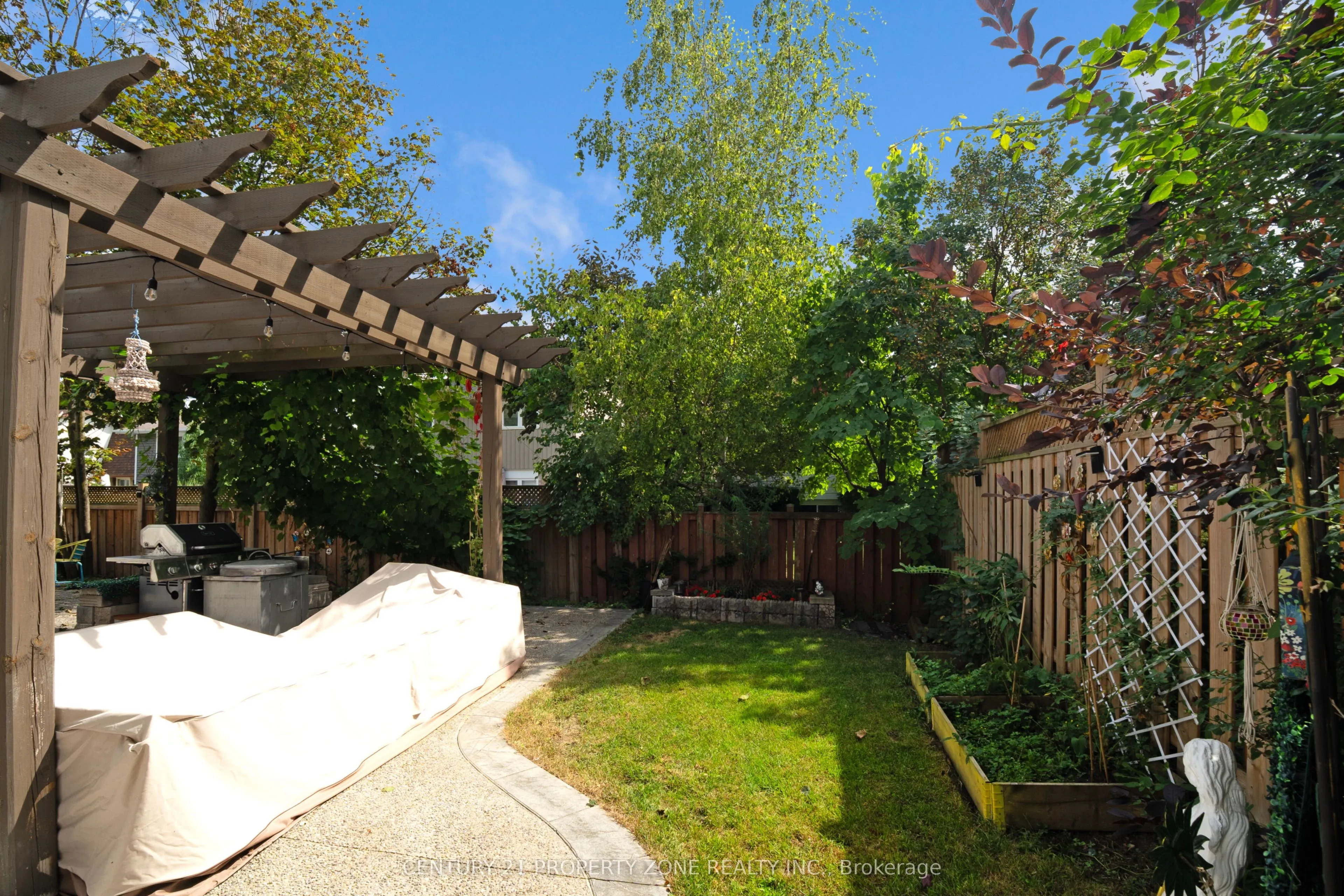 77 Bowshelm Court