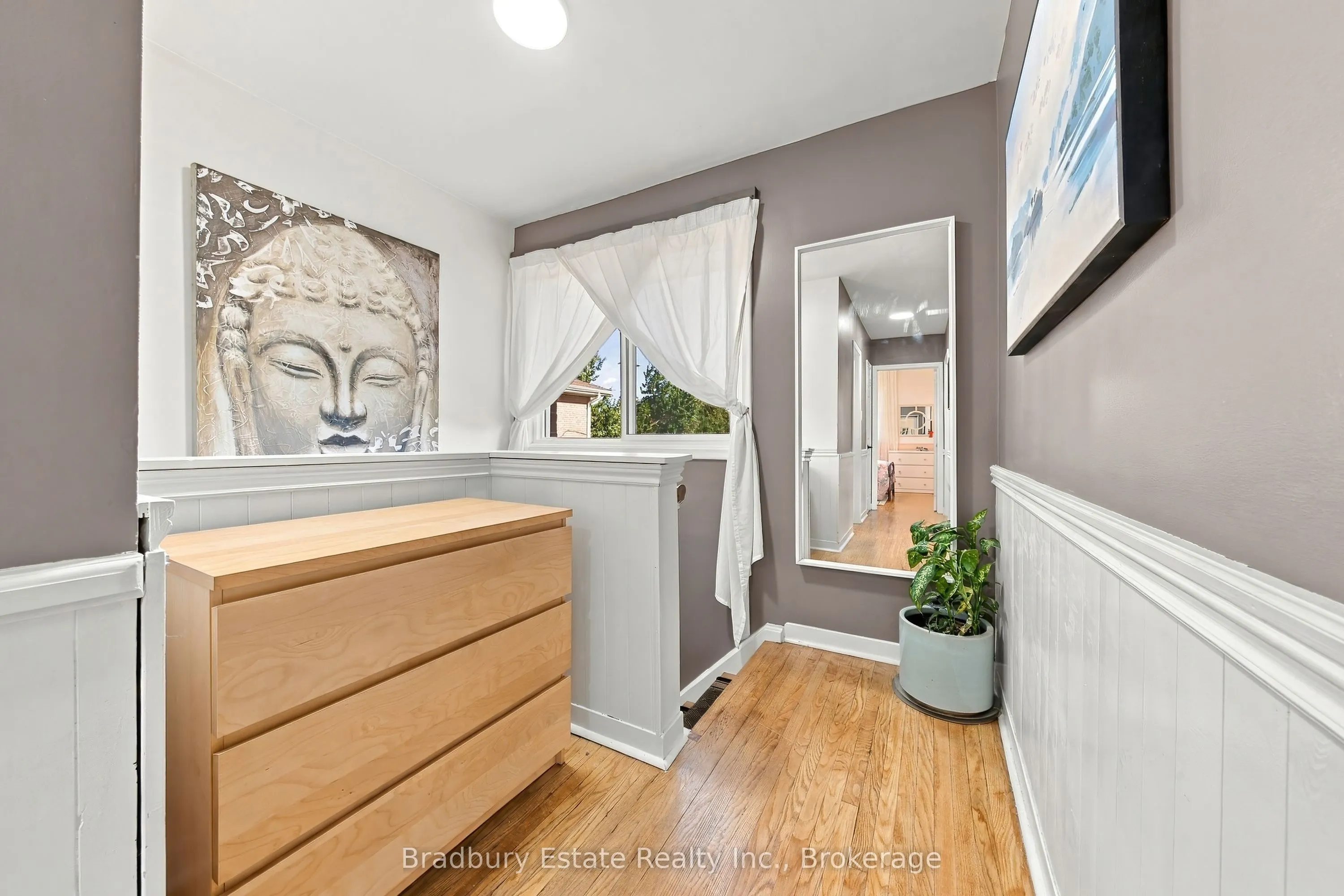 2301 Barclay Road