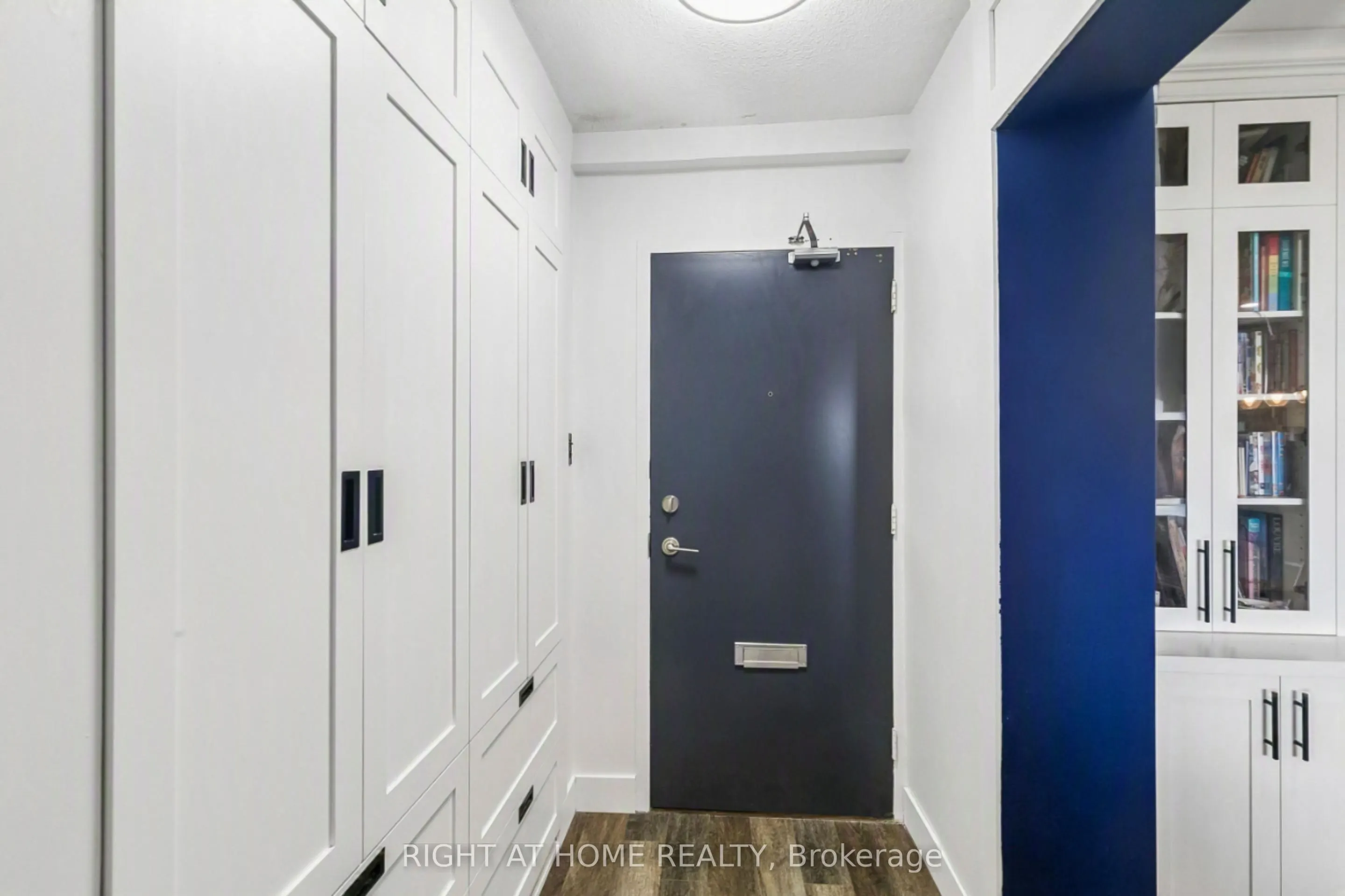 451 The West Mall #807
