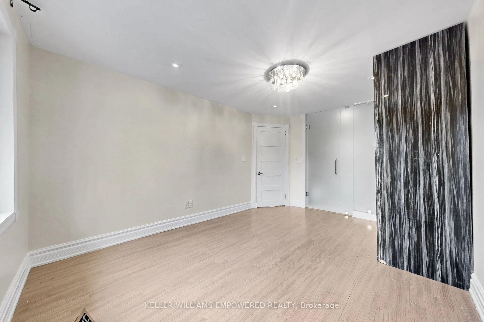 5 Aldgate Avenue