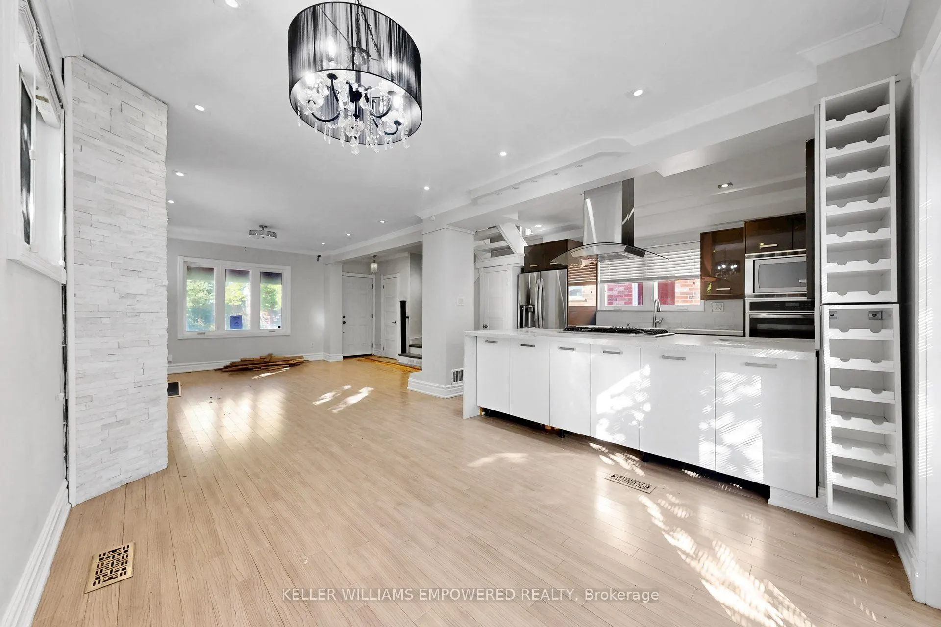 5 Aldgate Avenue