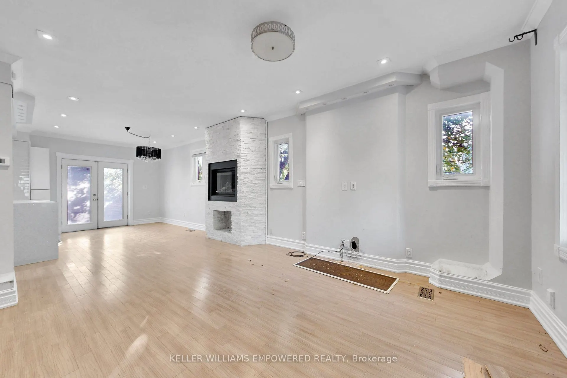 5 Aldgate Avenue