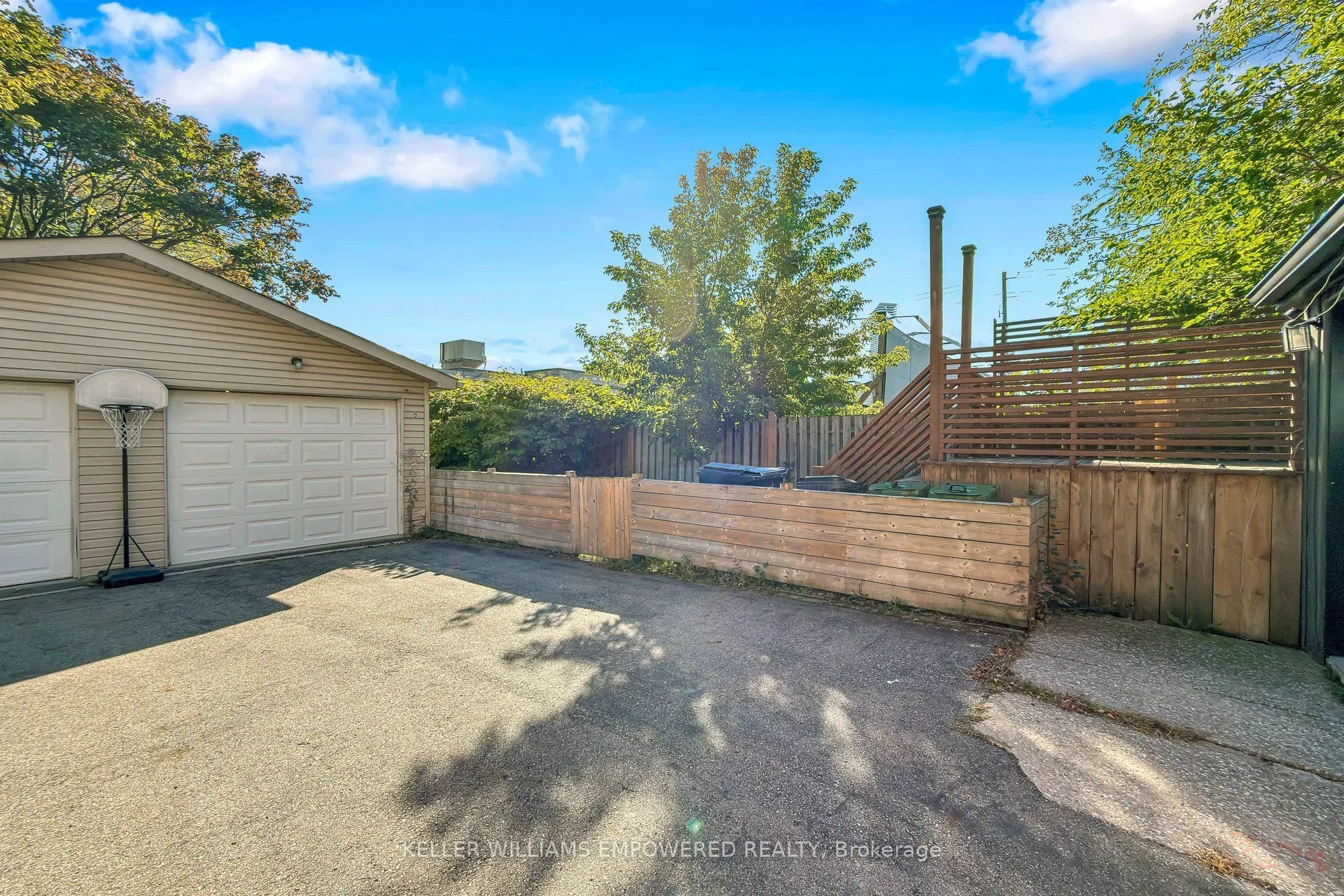 5 Aldgate Avenue