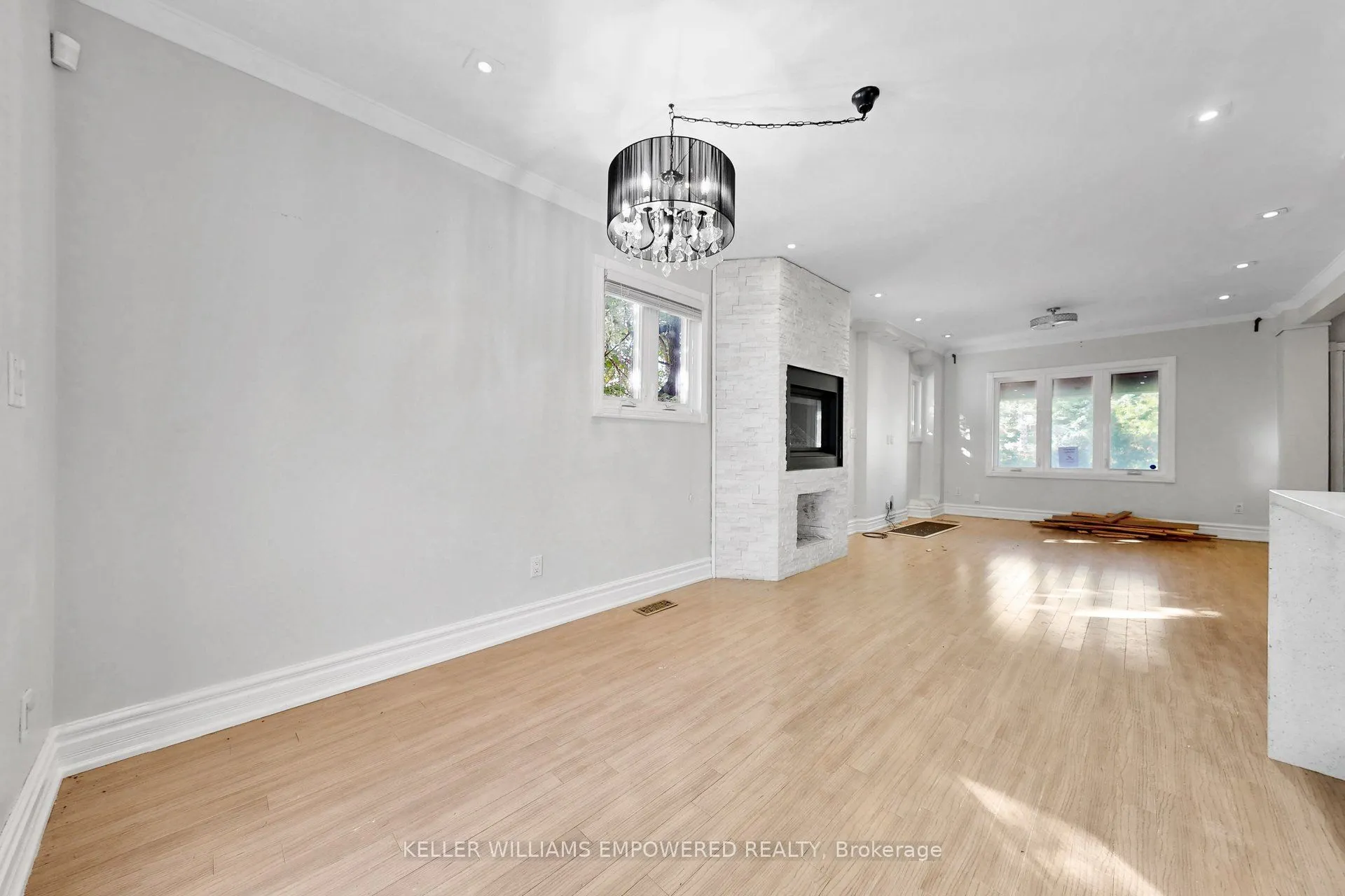 5 Aldgate Avenue