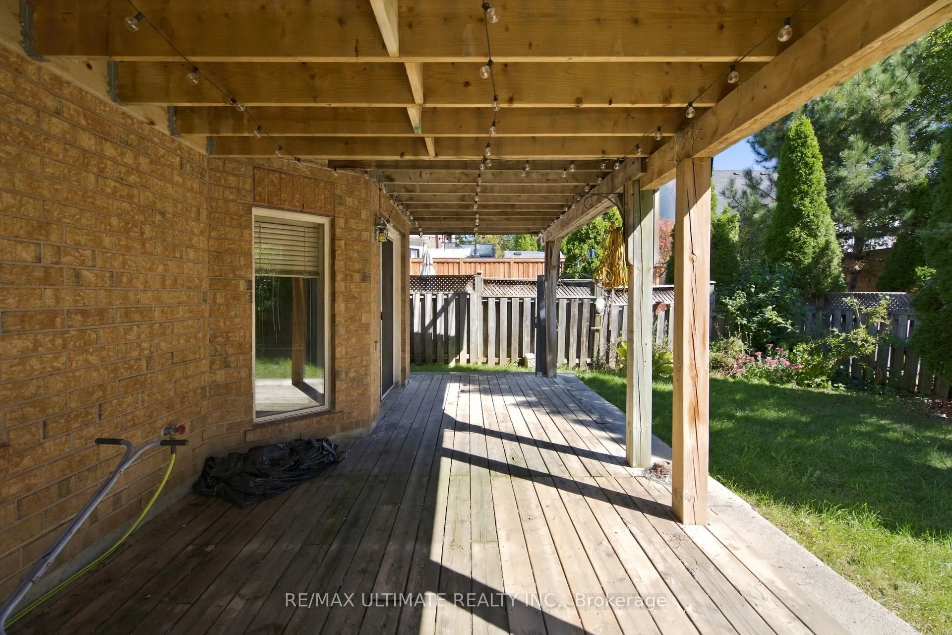 6926 Early Settler Row