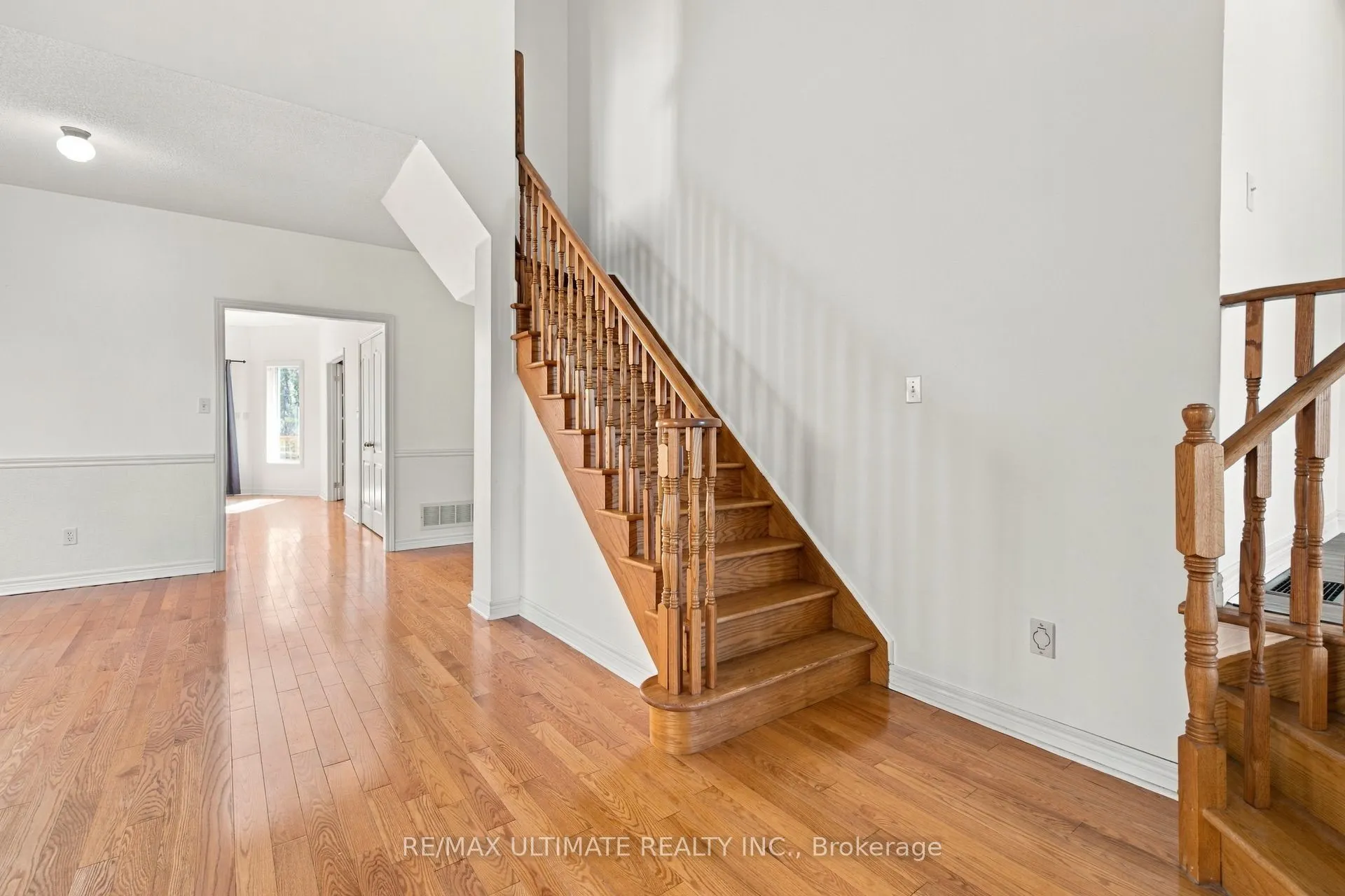 6926 Early Settler Row