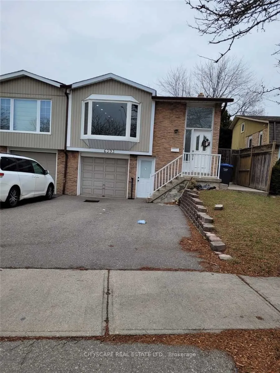 6393 Chaumont Crescent