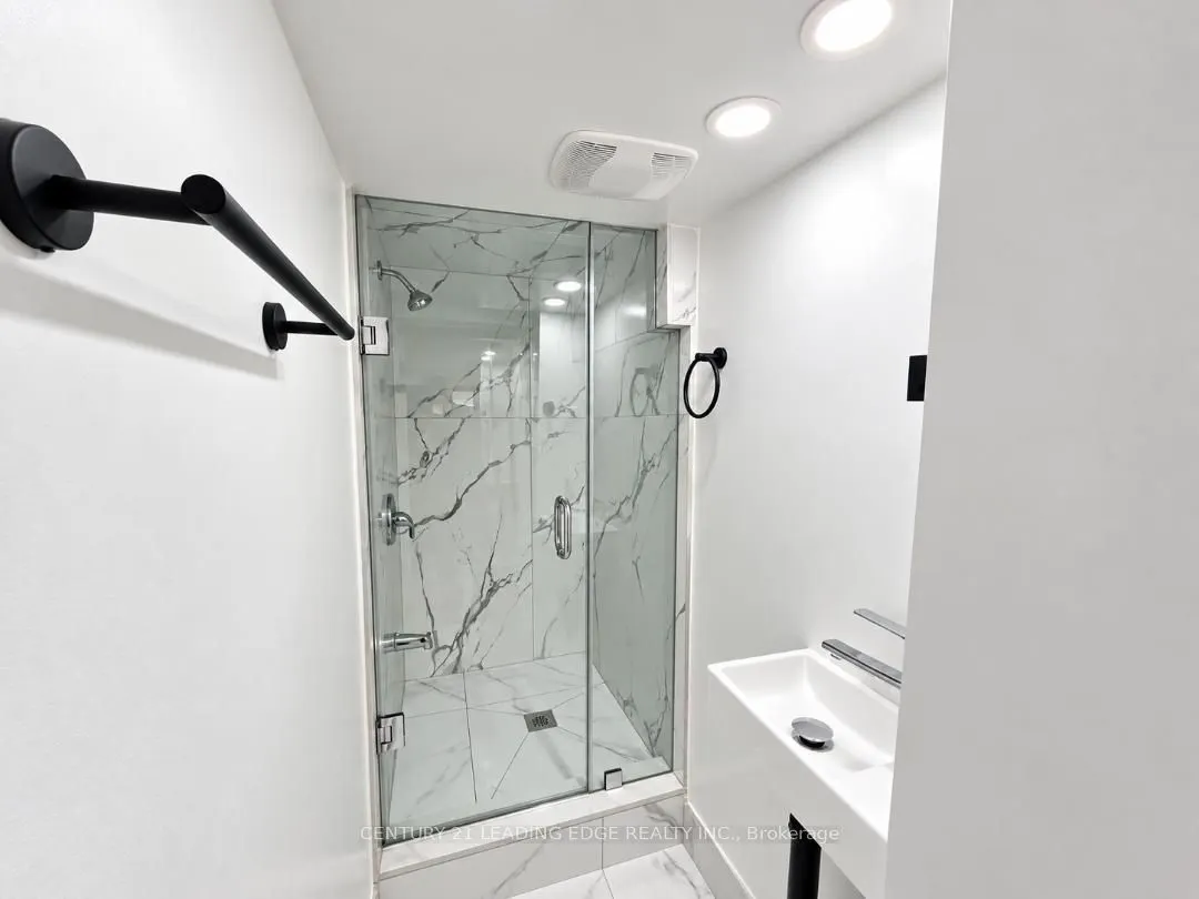 28 Eringate Drive #Lower Level
