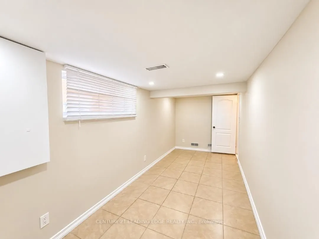 28 Eringate Drive #Lower Level