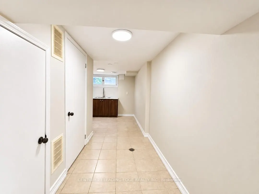 28 Eringate Drive #Lower Level