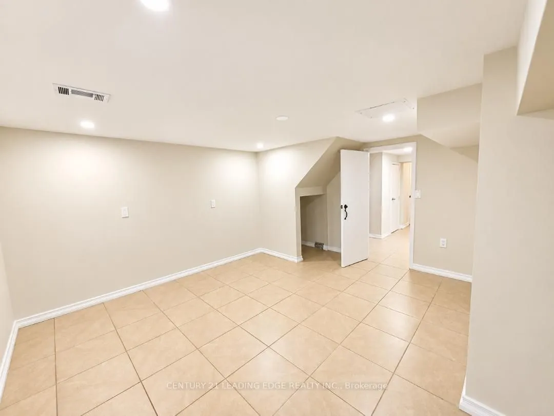 28 Eringate Drive #Lower Level
