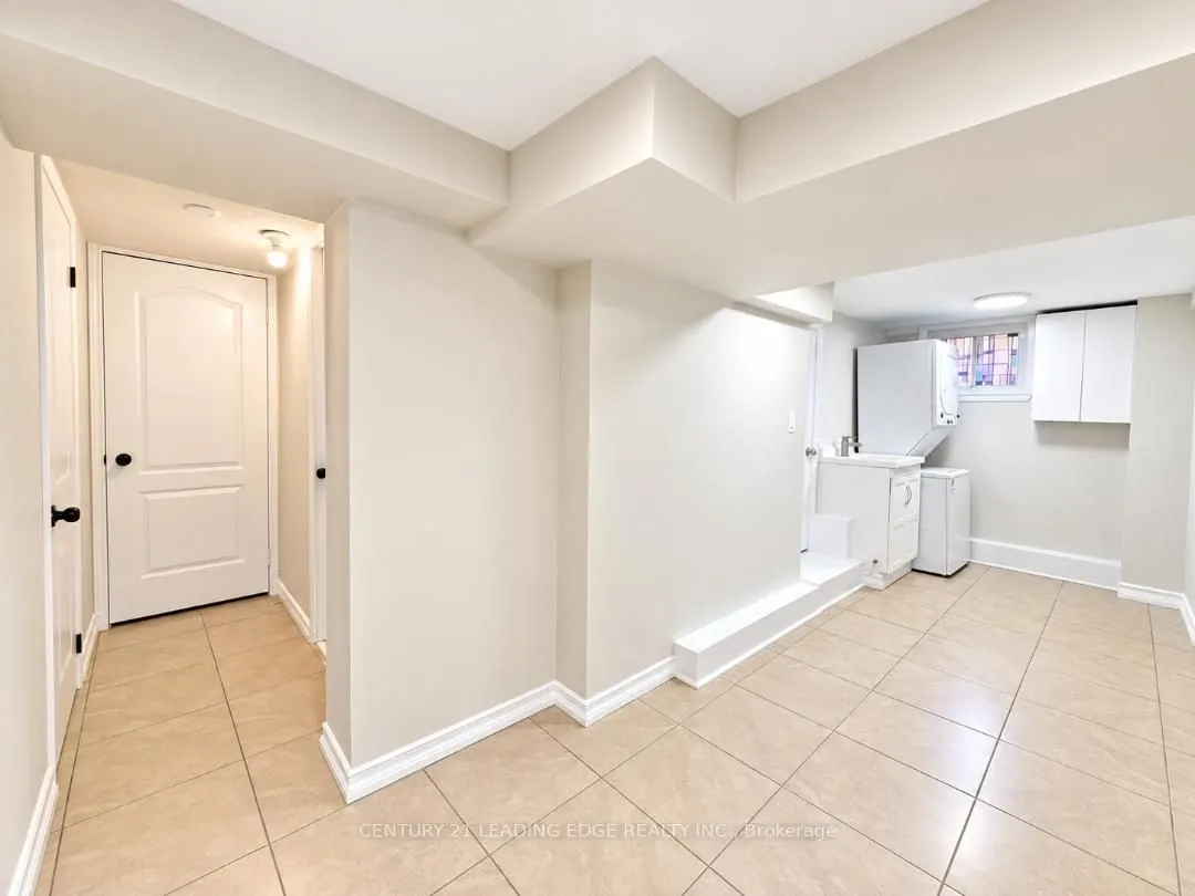 28 Eringate Drive #Lower Level