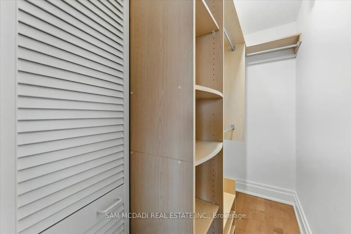 2045 Lake Shore Boulevard W #1605
