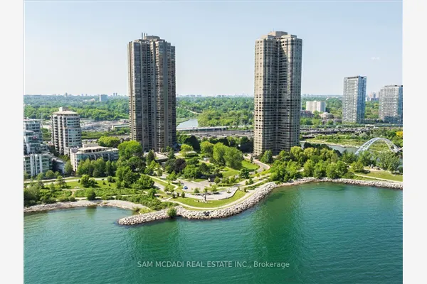 2045 Lake Shore Boulevard W