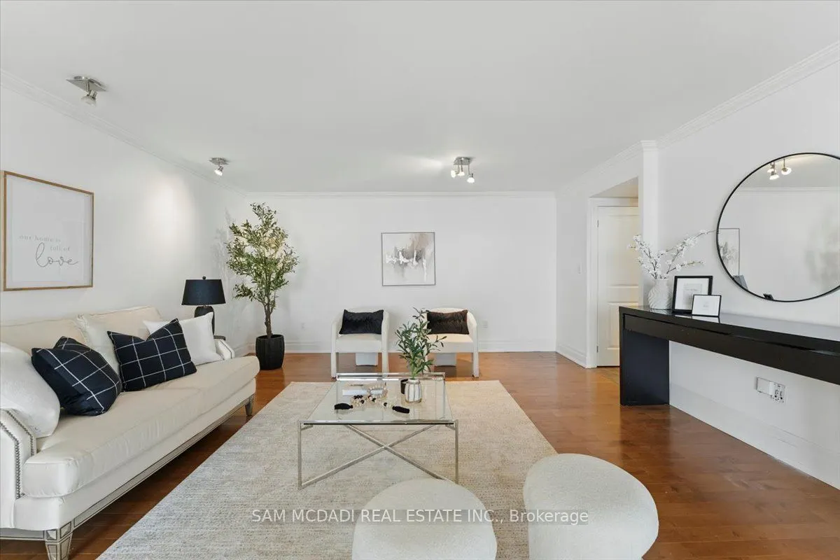 2045 Lake Shore Boulevard W #1605