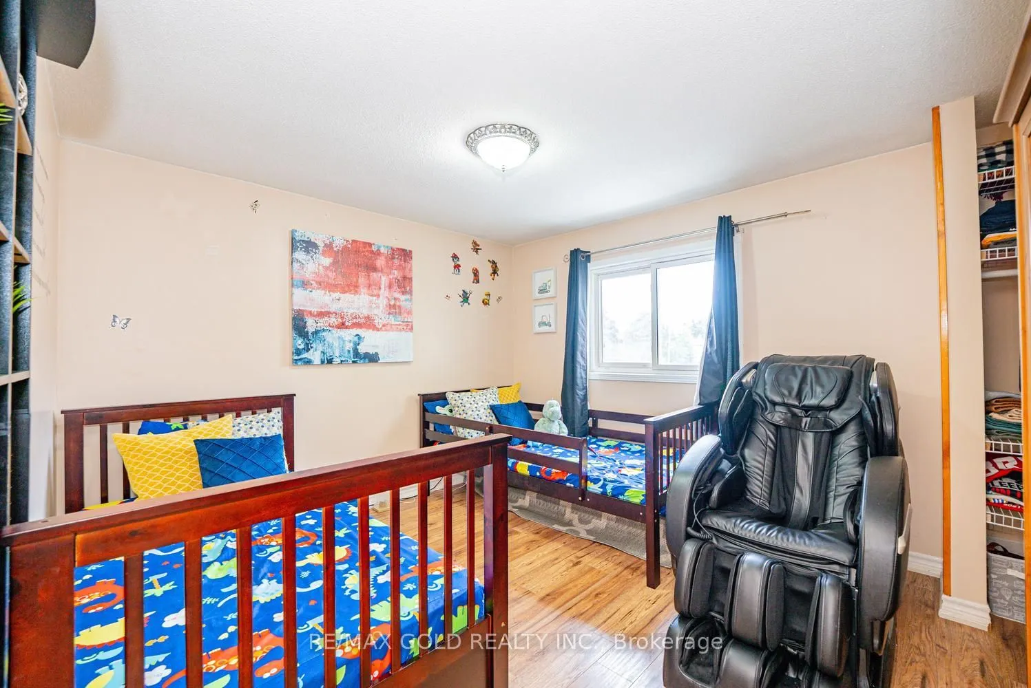 1 Wolverton Crescent