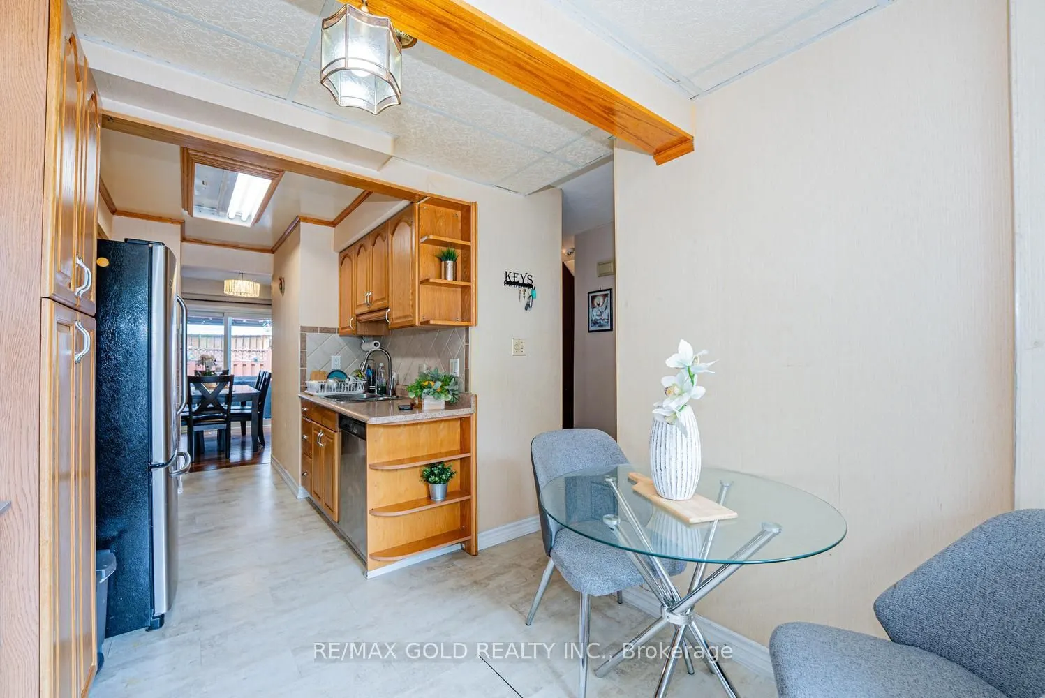 1 Wolverton Crescent