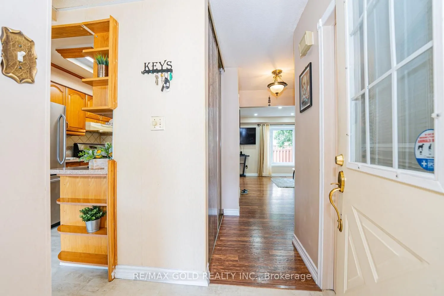 1 Wolverton Crescent