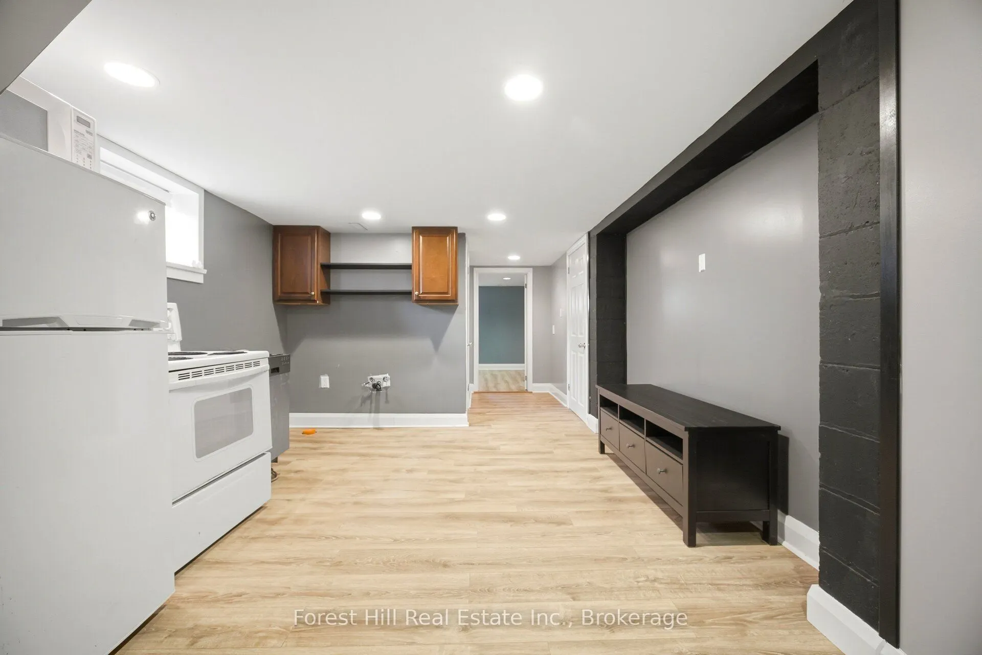 39 Broadview Avenue