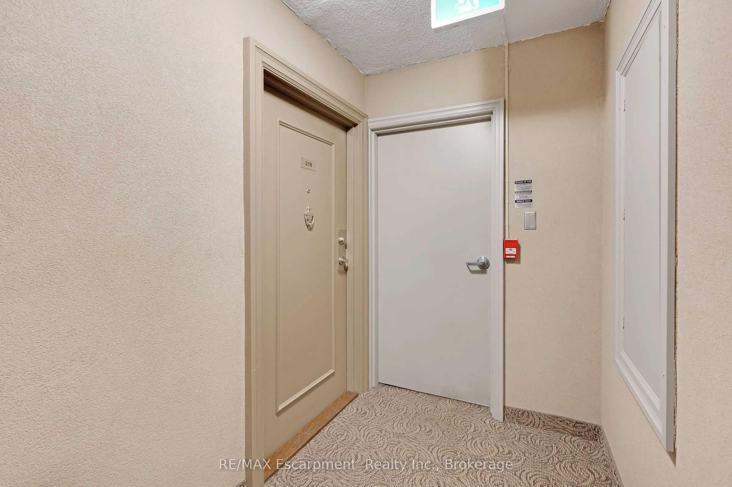 975 Warwick Court #310