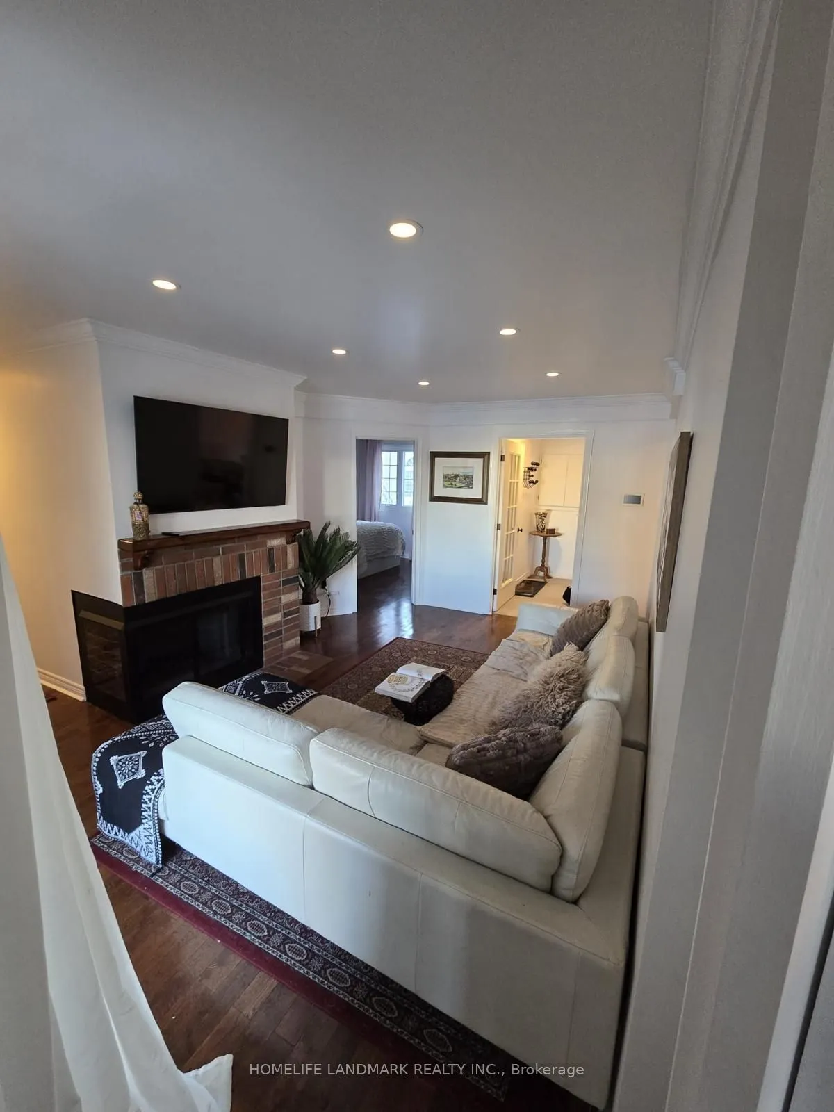 2110 Cleaver Avenue #242