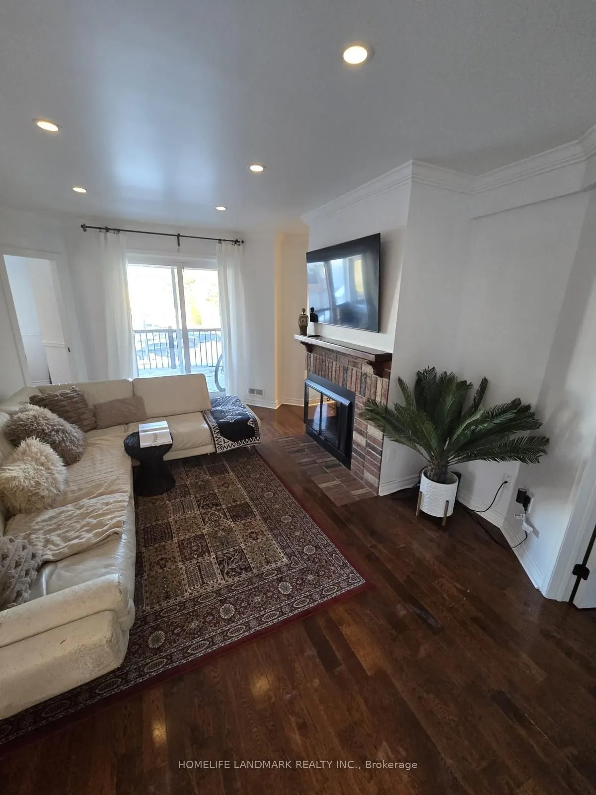 2110 Cleaver Avenue #242
