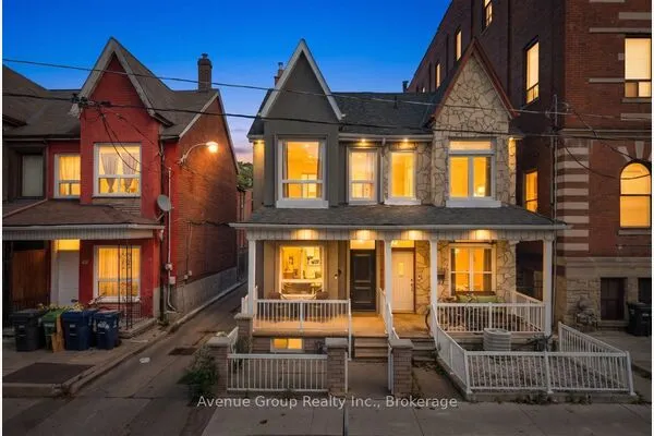 811 Dovercourt Road