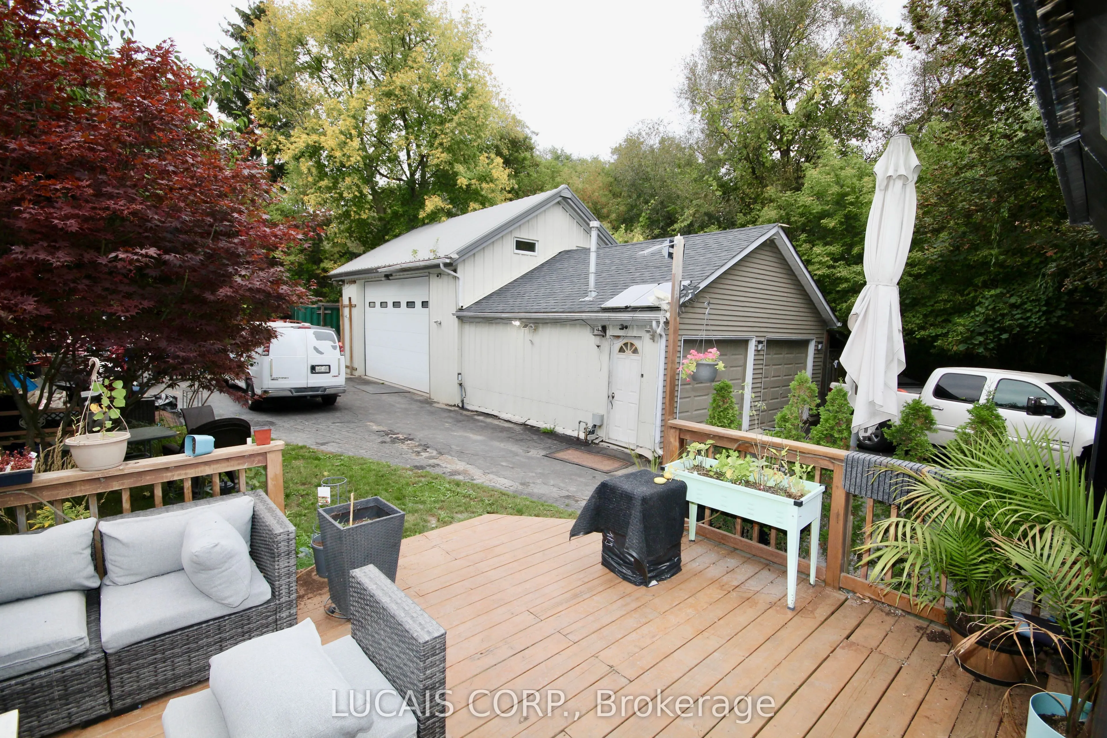 1331 St. James Avenue