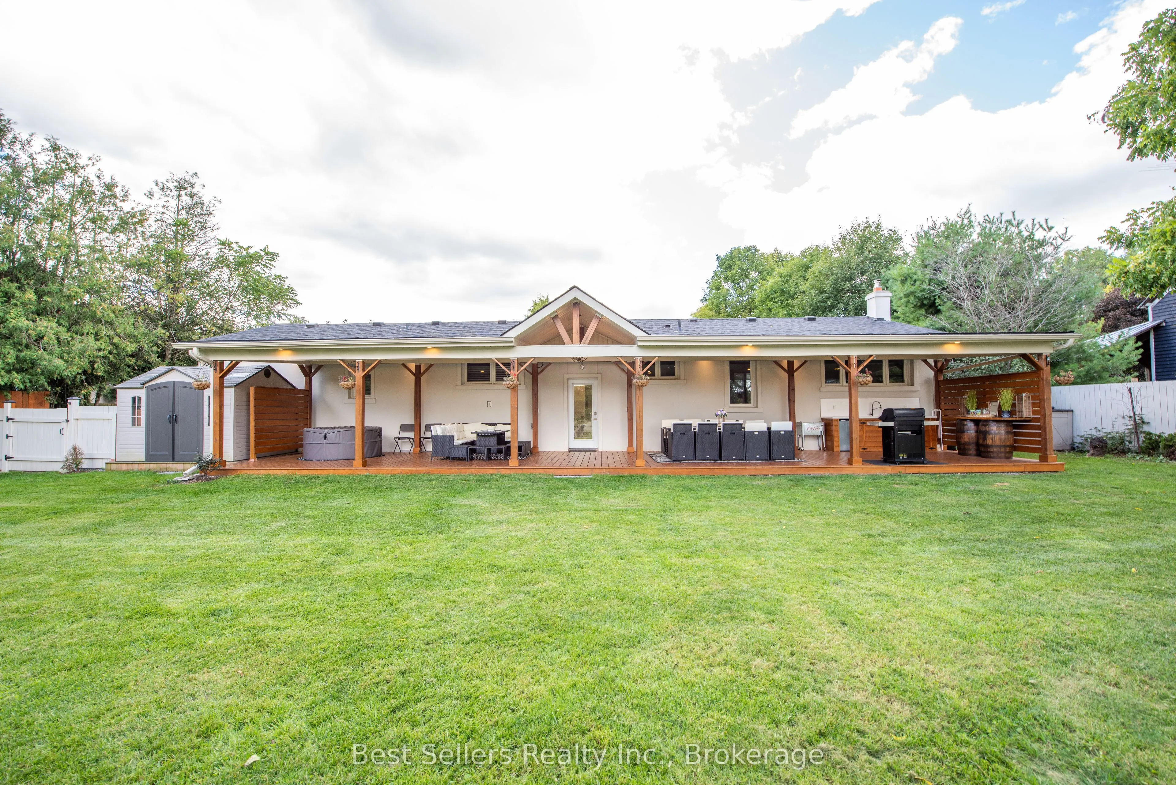 7407 Milburough Line E