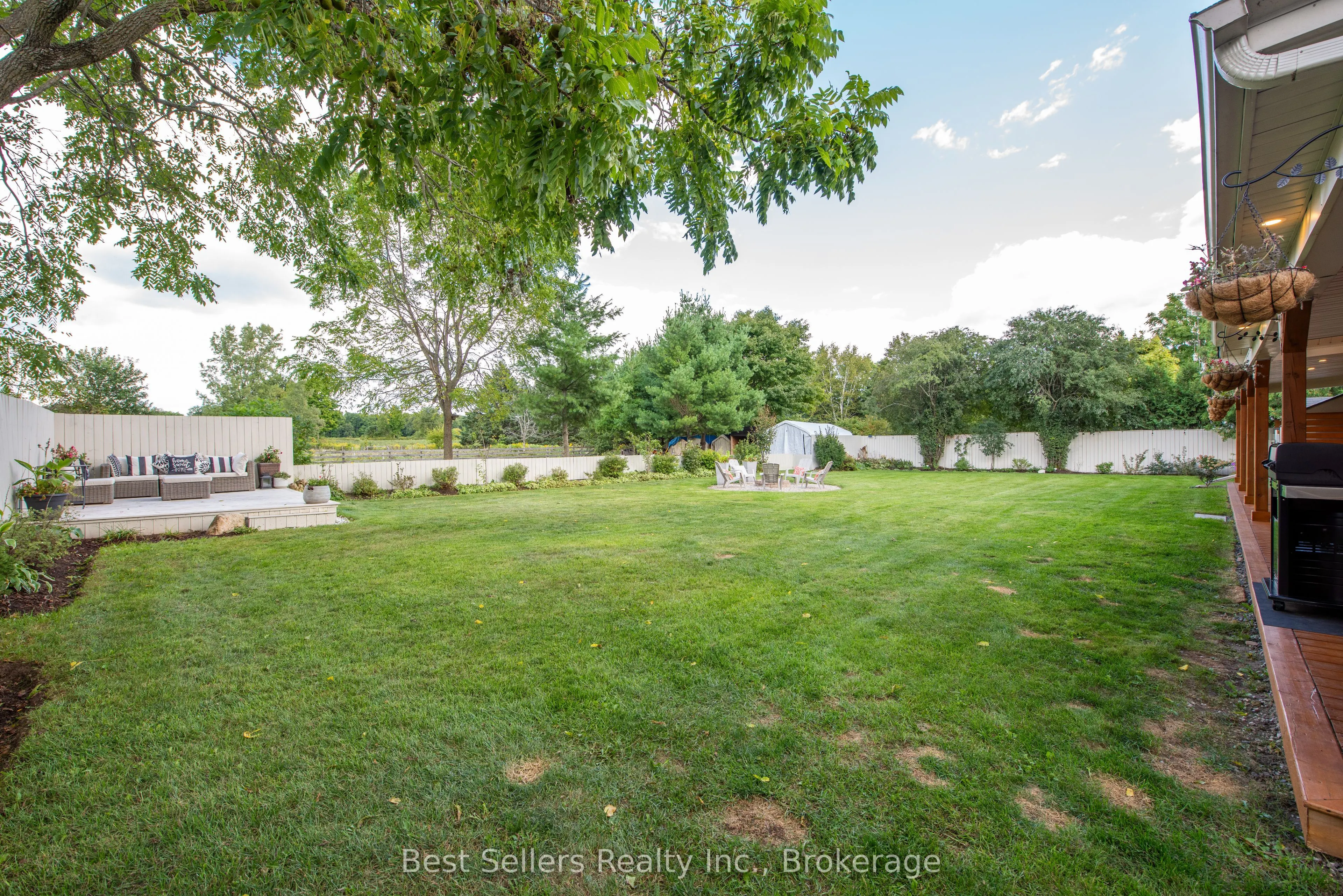 7407 Milburough Line E