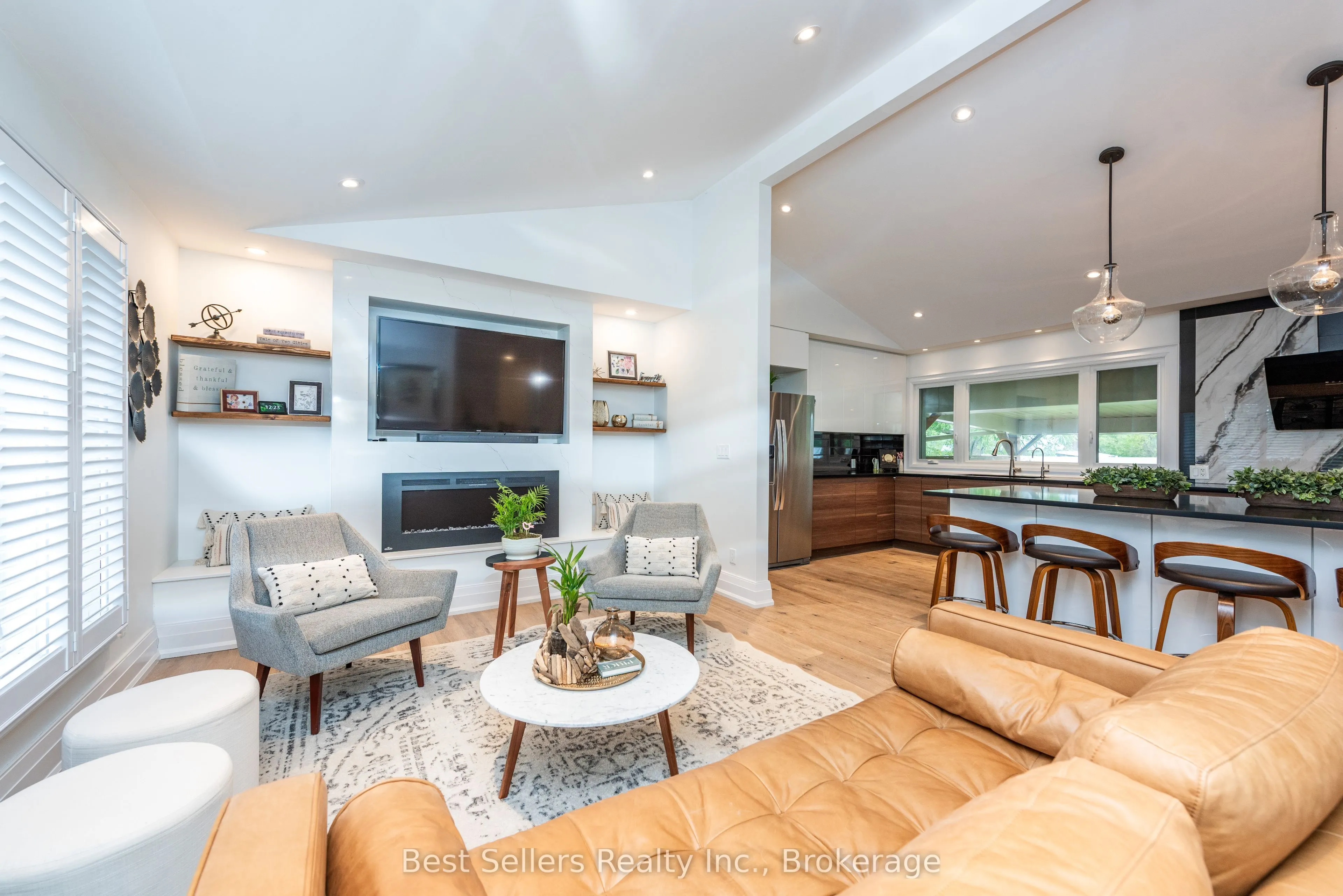 7407 Milburough Line E