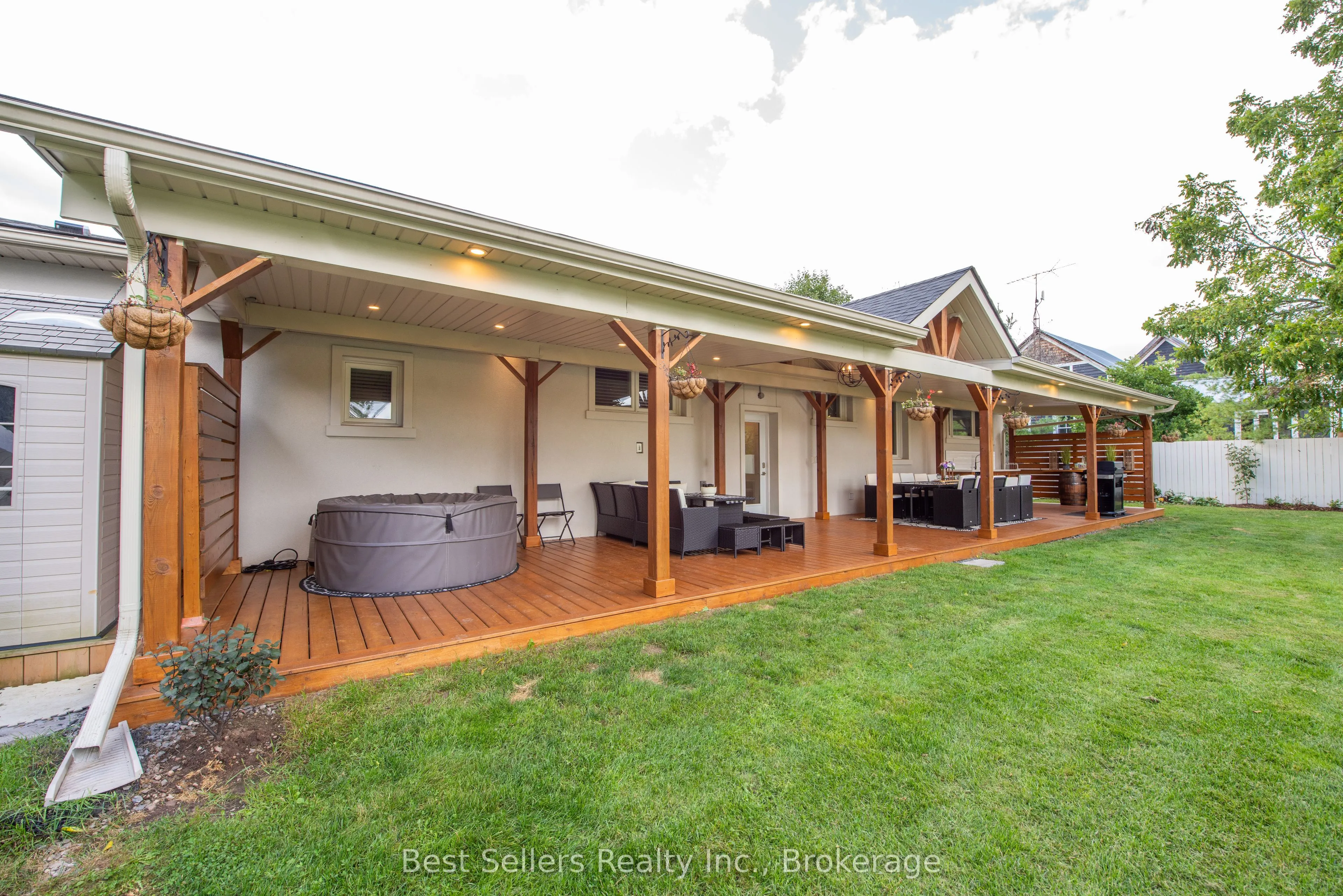 7407 Milburough Line E