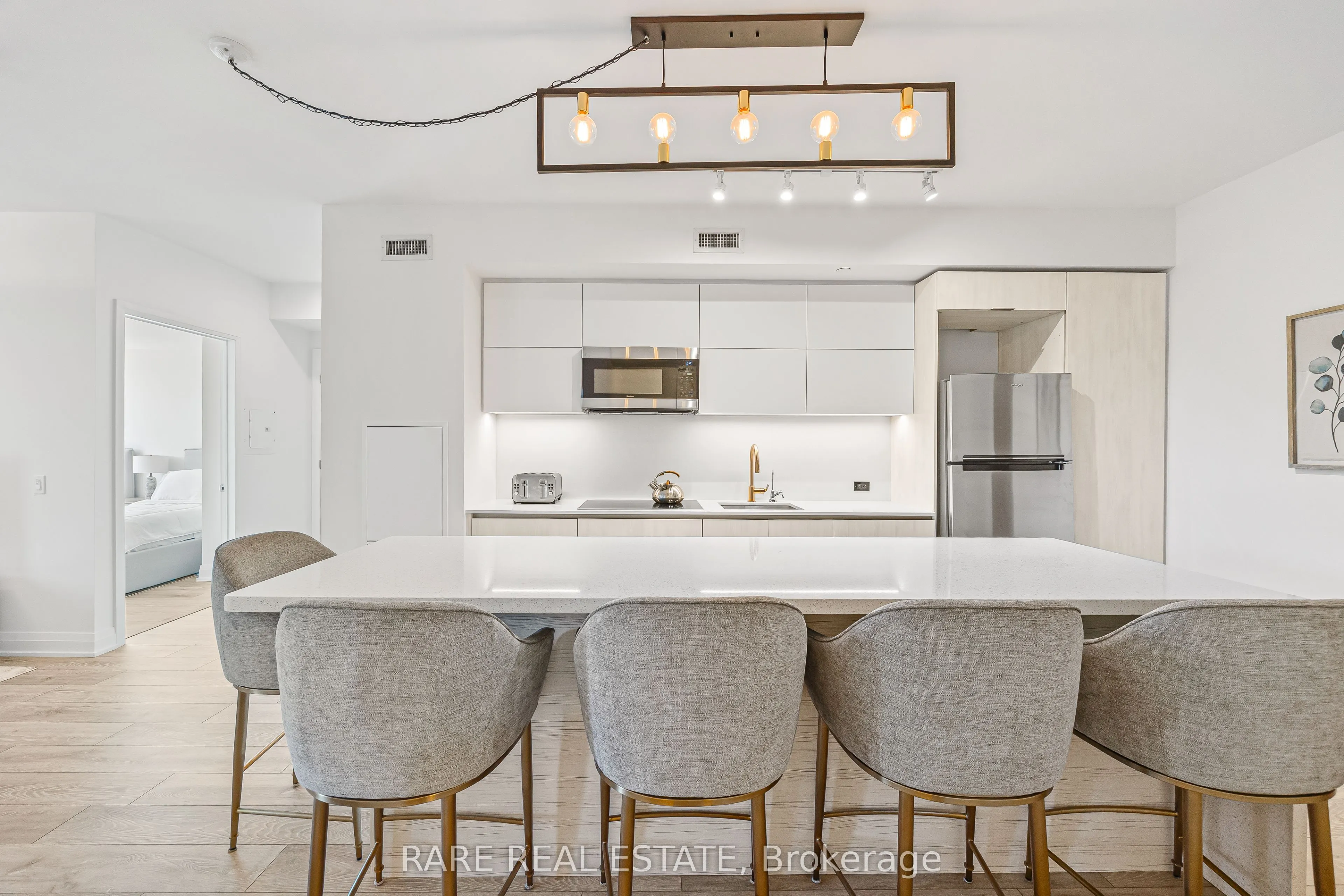 21 Park Street E #308