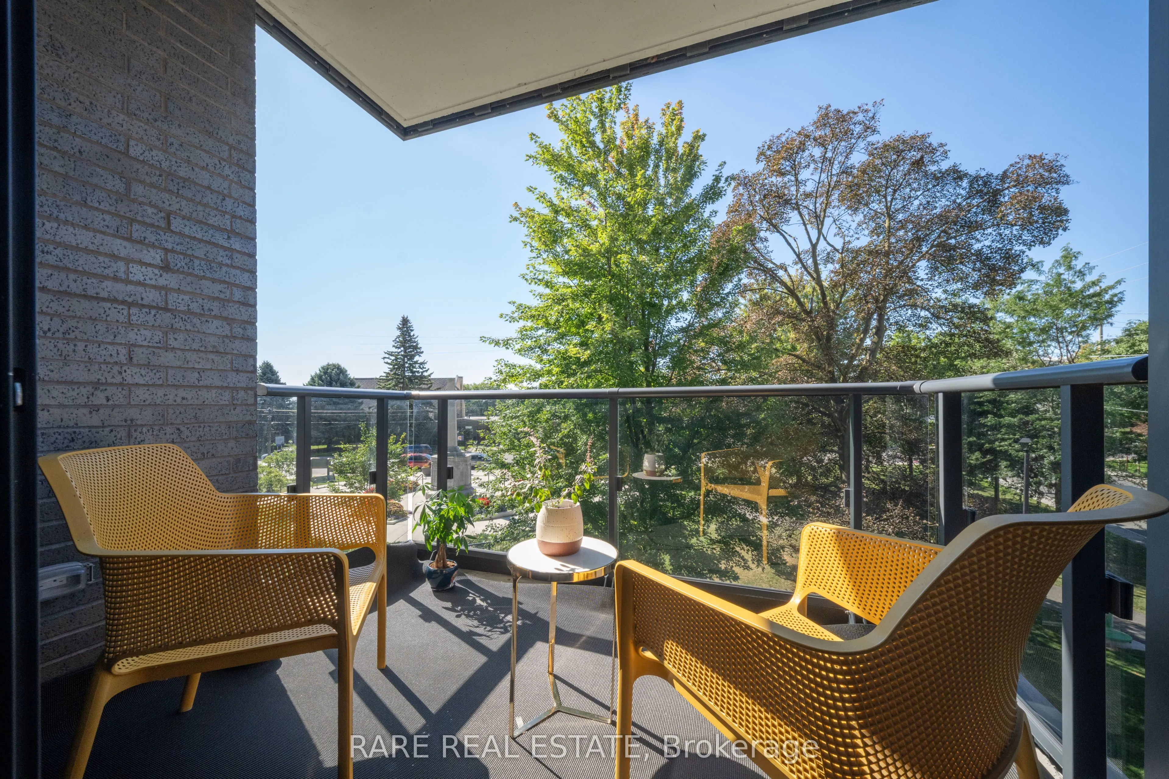 21 Park Street E #308