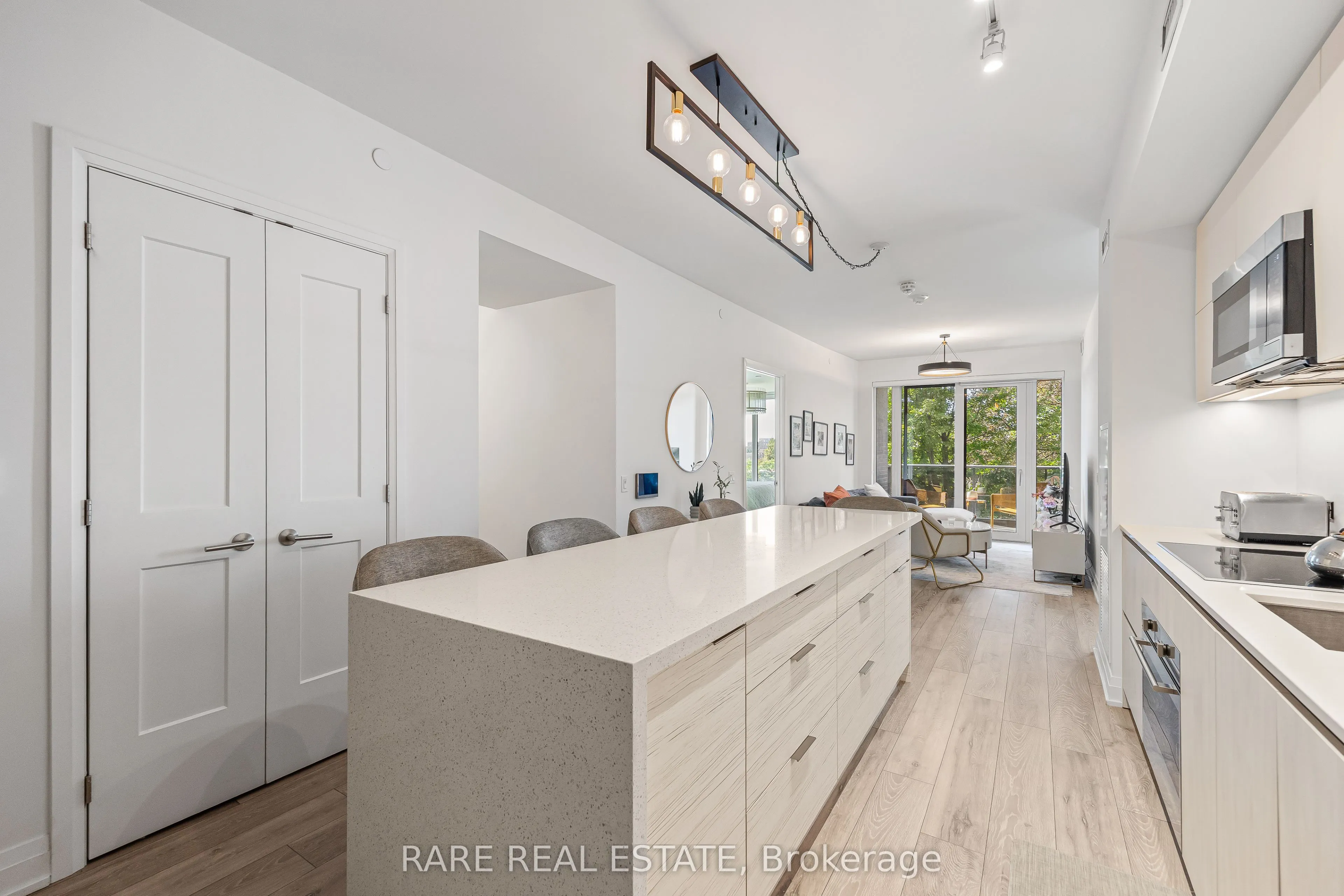 21 Park Street E #308