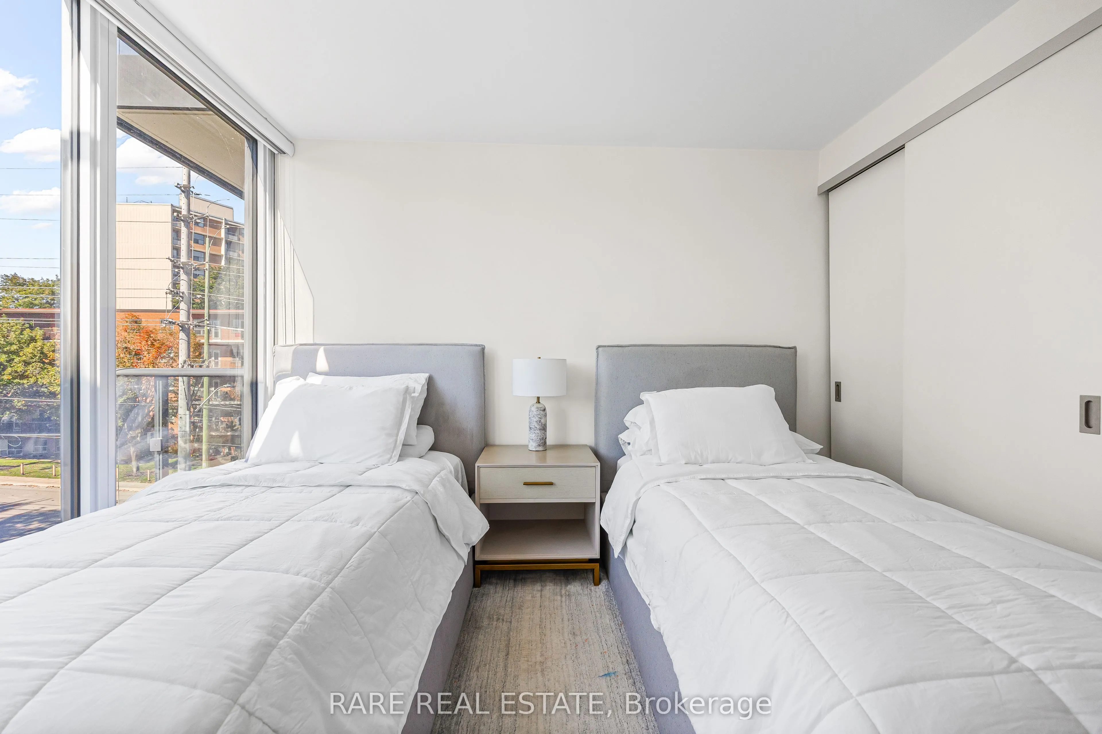 21 Park Street E #308
