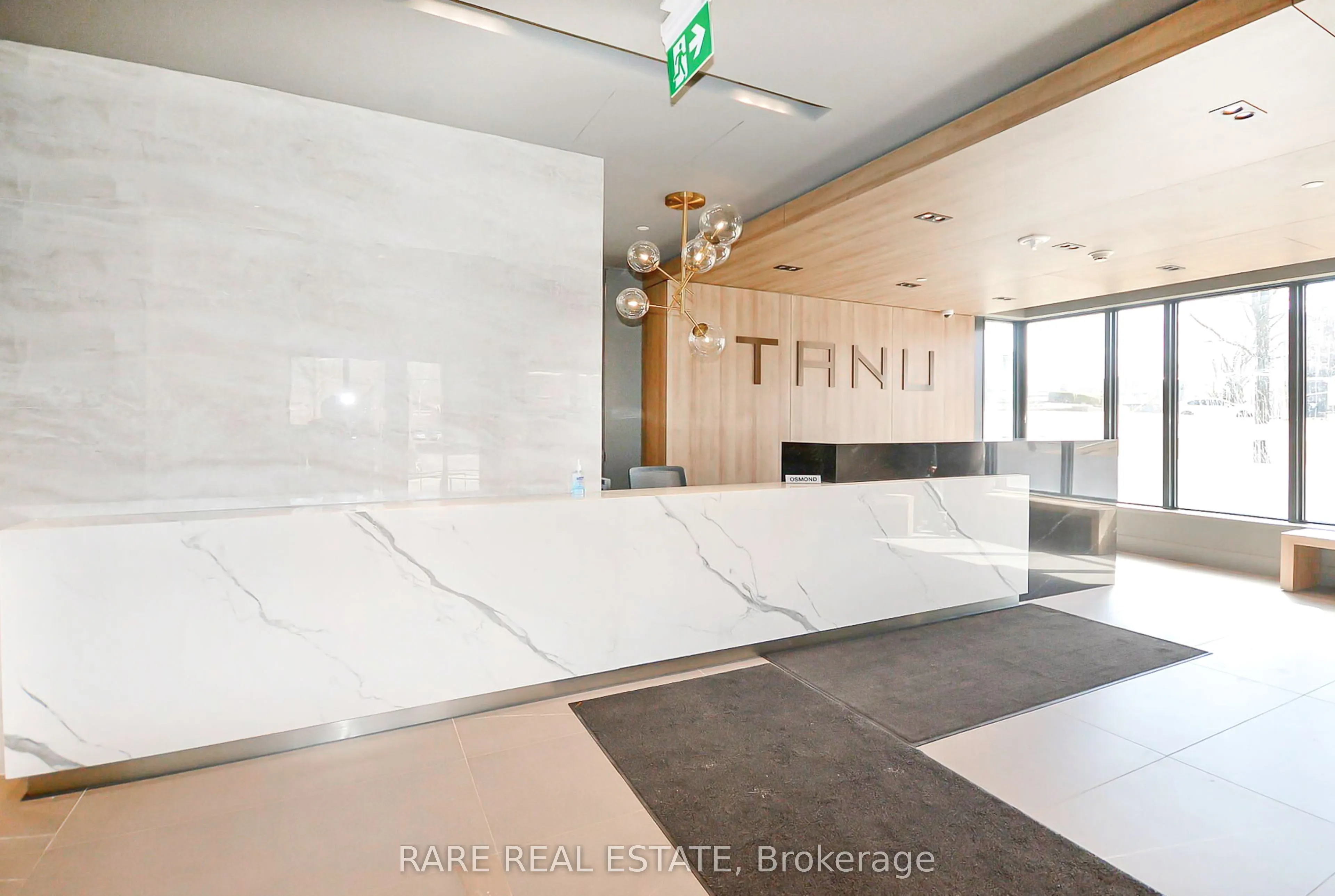 21 Park Street E #308