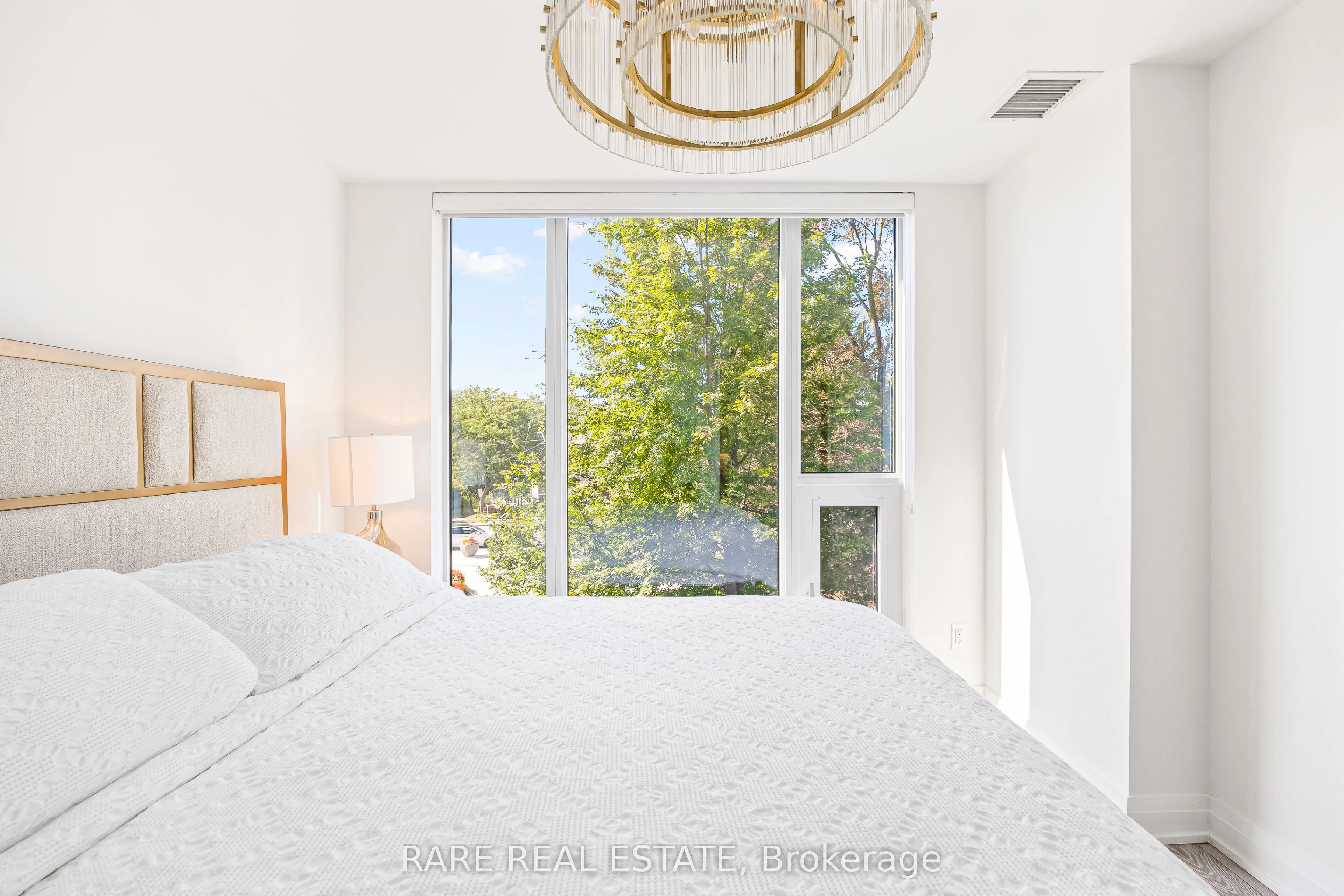 21 Park Street E #308
