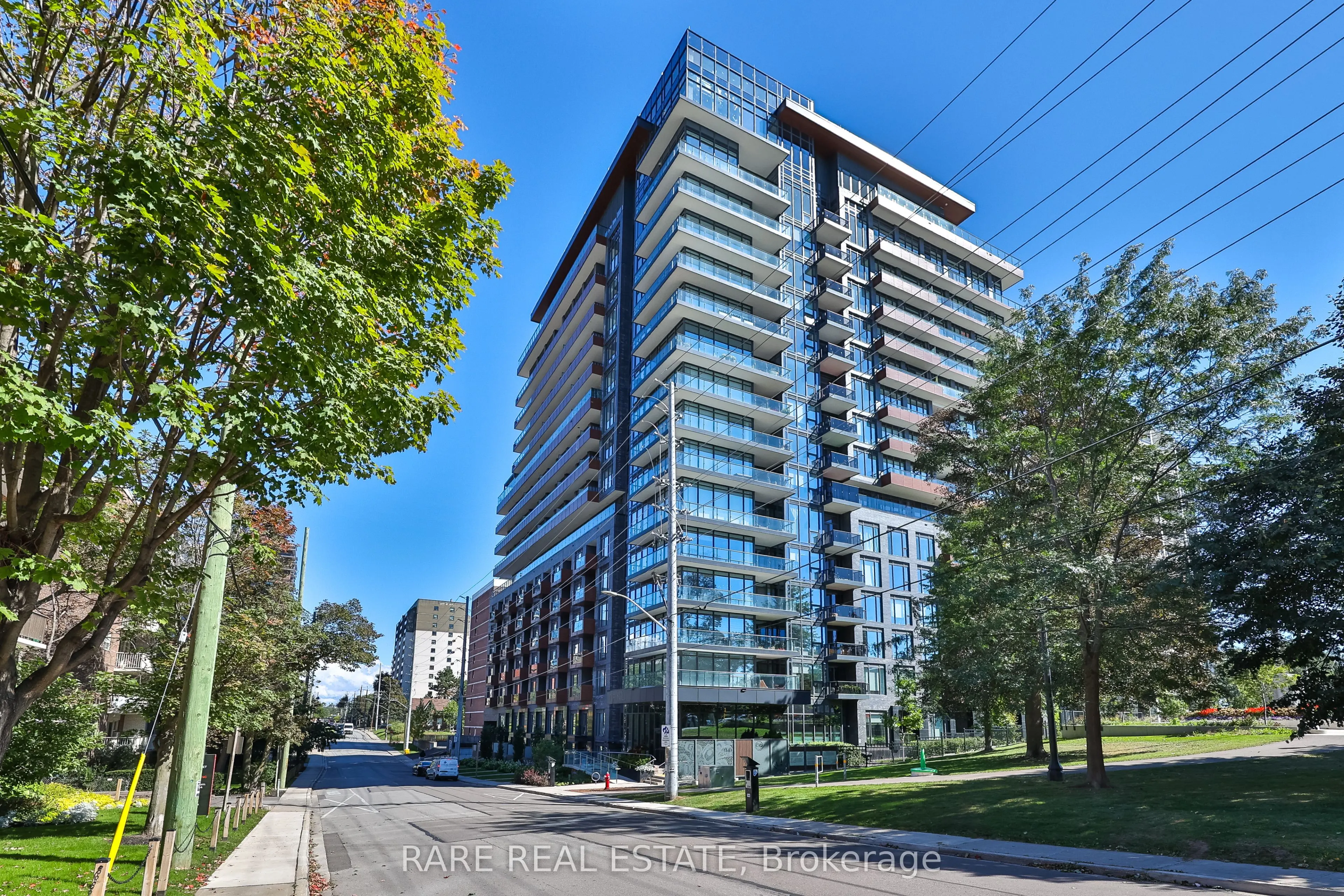 21 Park Street E #308