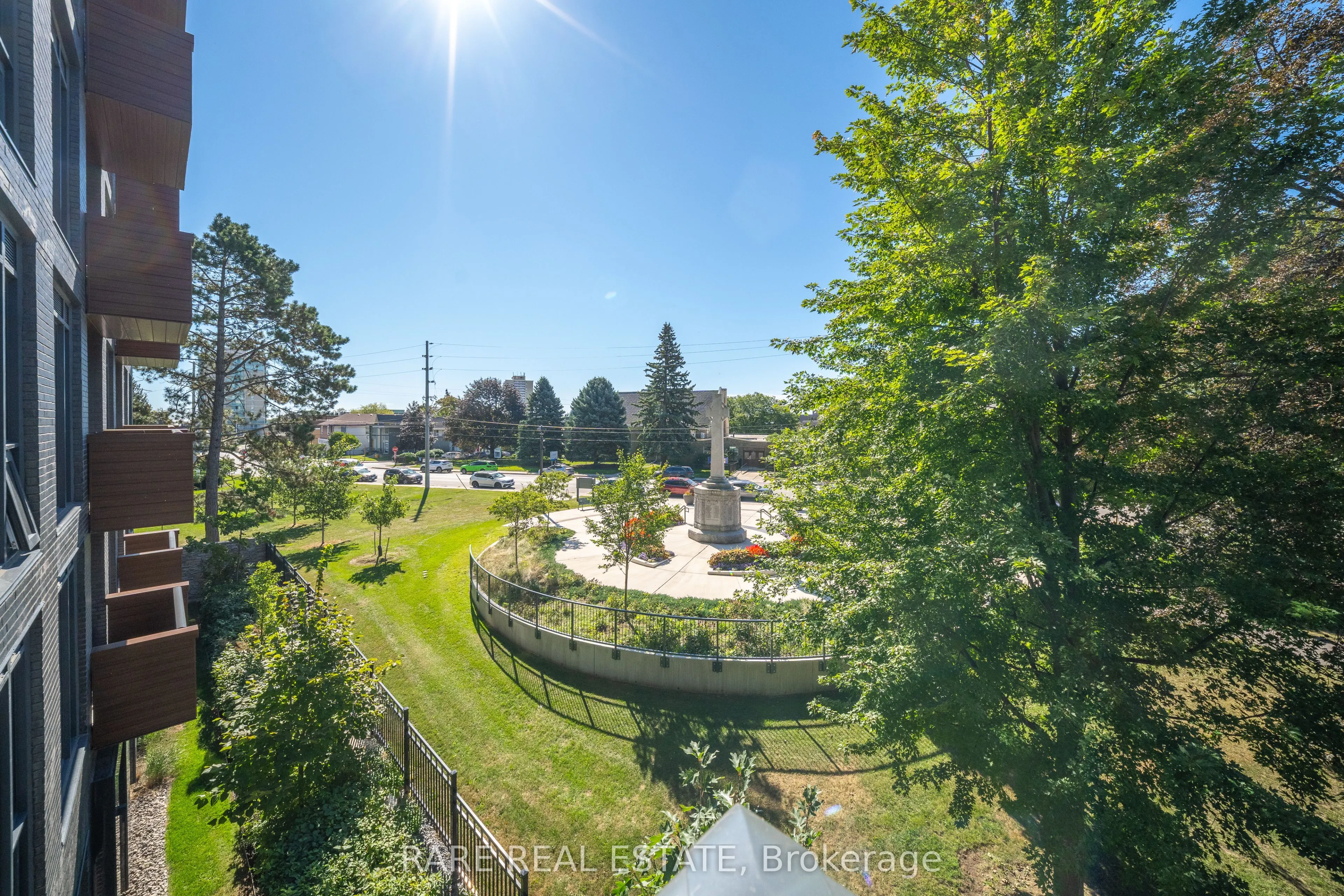 21 Park Street E #308
