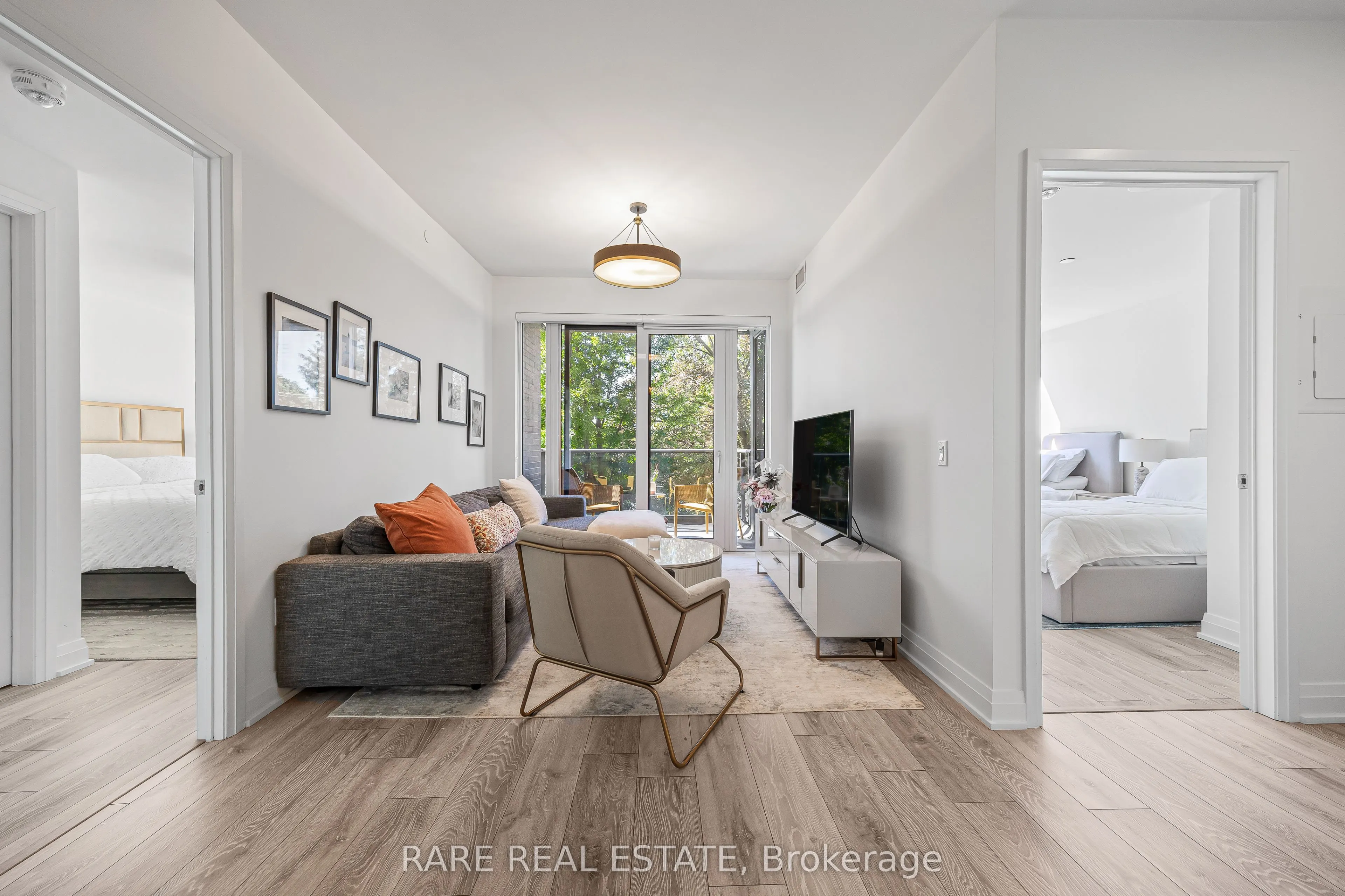 21 Park Street E #308
