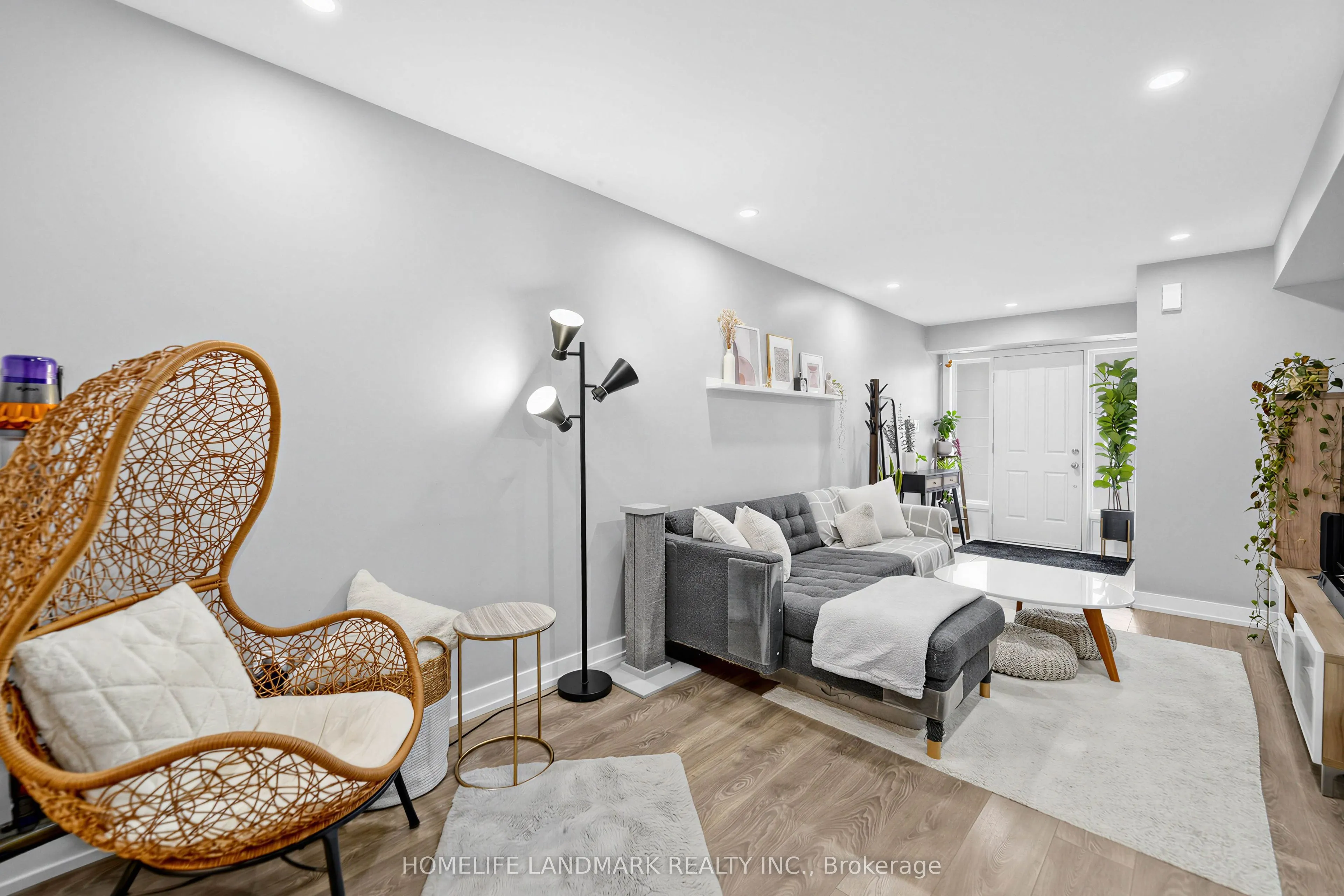 60 Parrotta Drive #251
