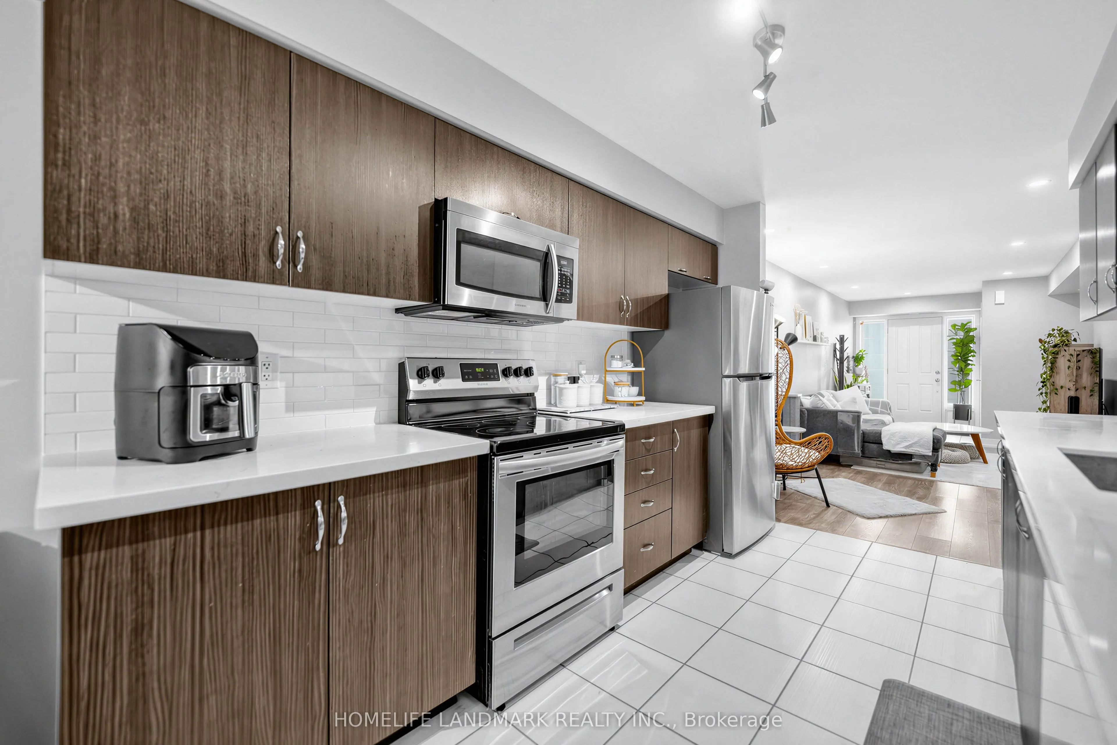 60 Parrotta Drive #251