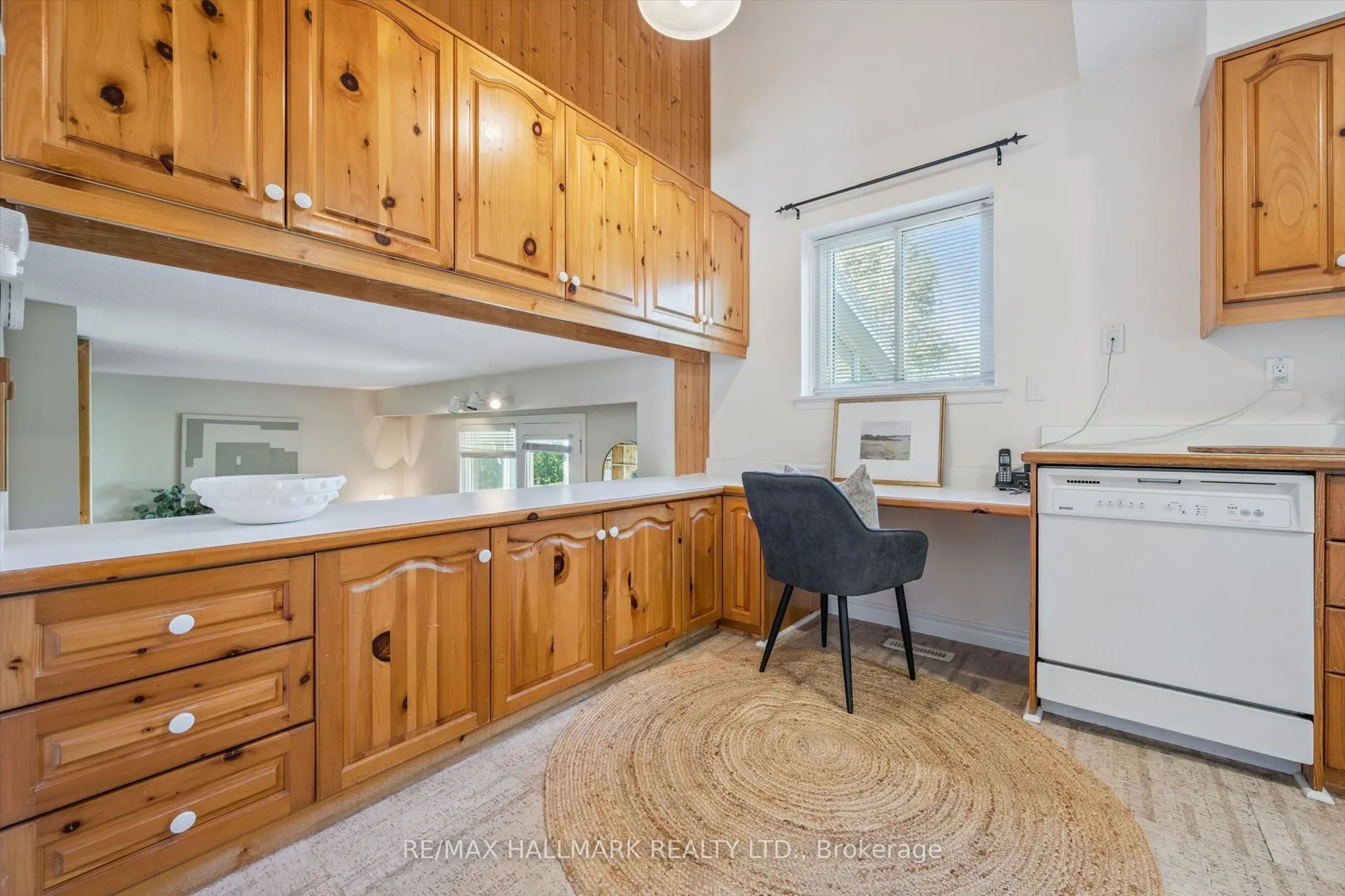 2209 Buttonbush Crescent