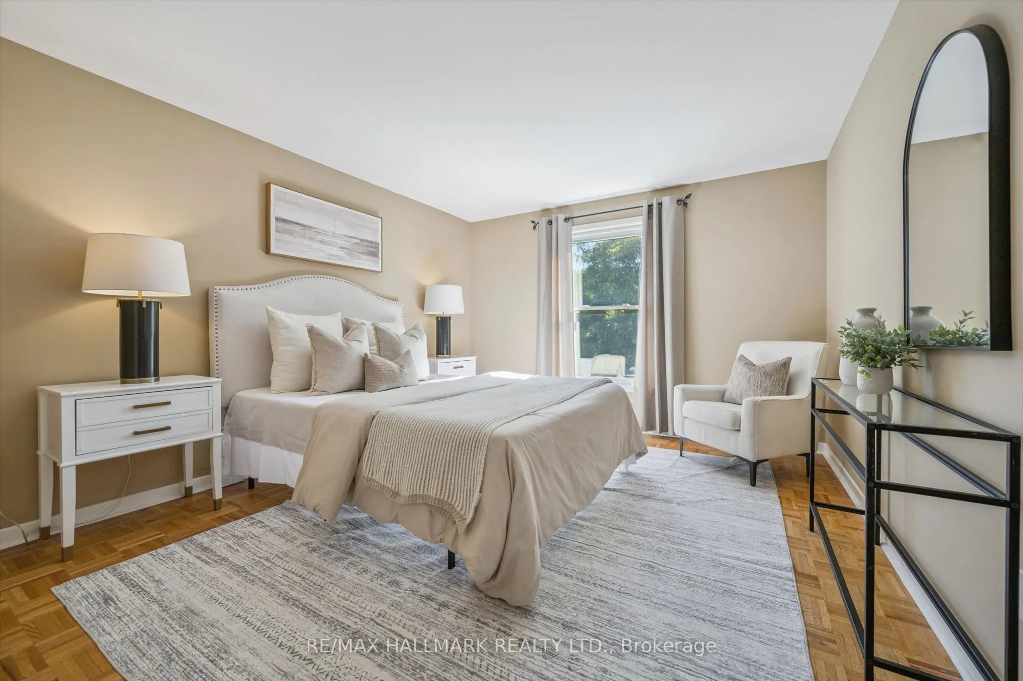 2209 Buttonbush Crescent