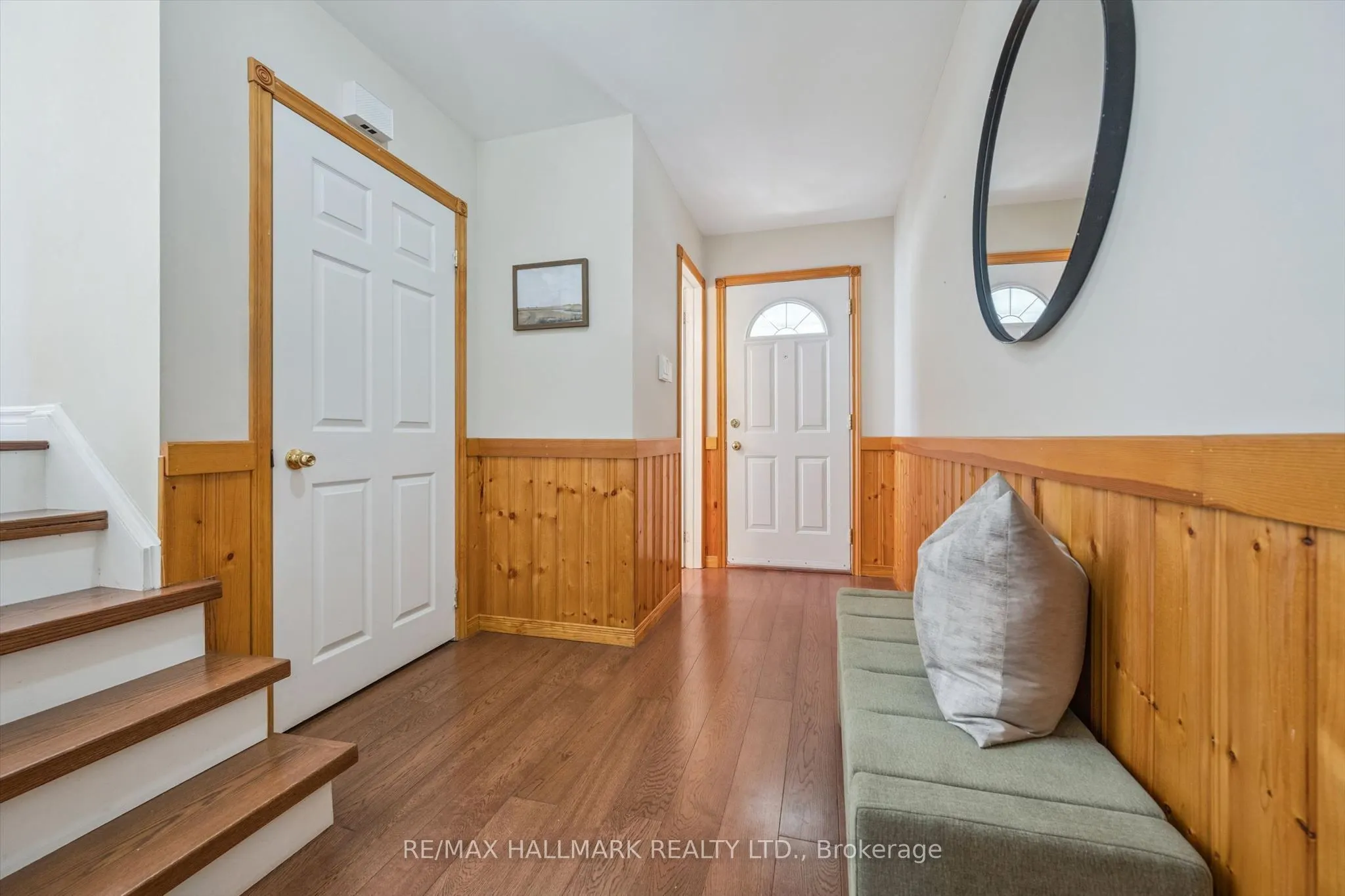 2209 Buttonbush Crescent